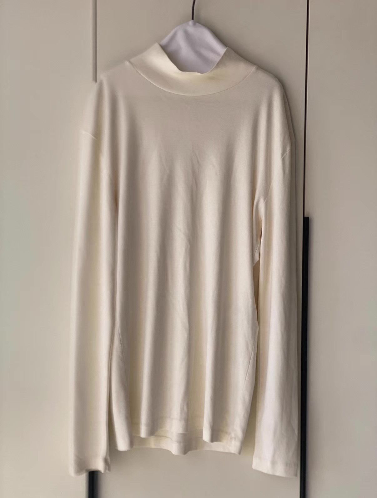 Lemaire Lemaire 24SS Almond White Cotton Turtleneck Sweater Ｑ23 Size US S / EU 44-46 / 1 - 1 Thumbnail