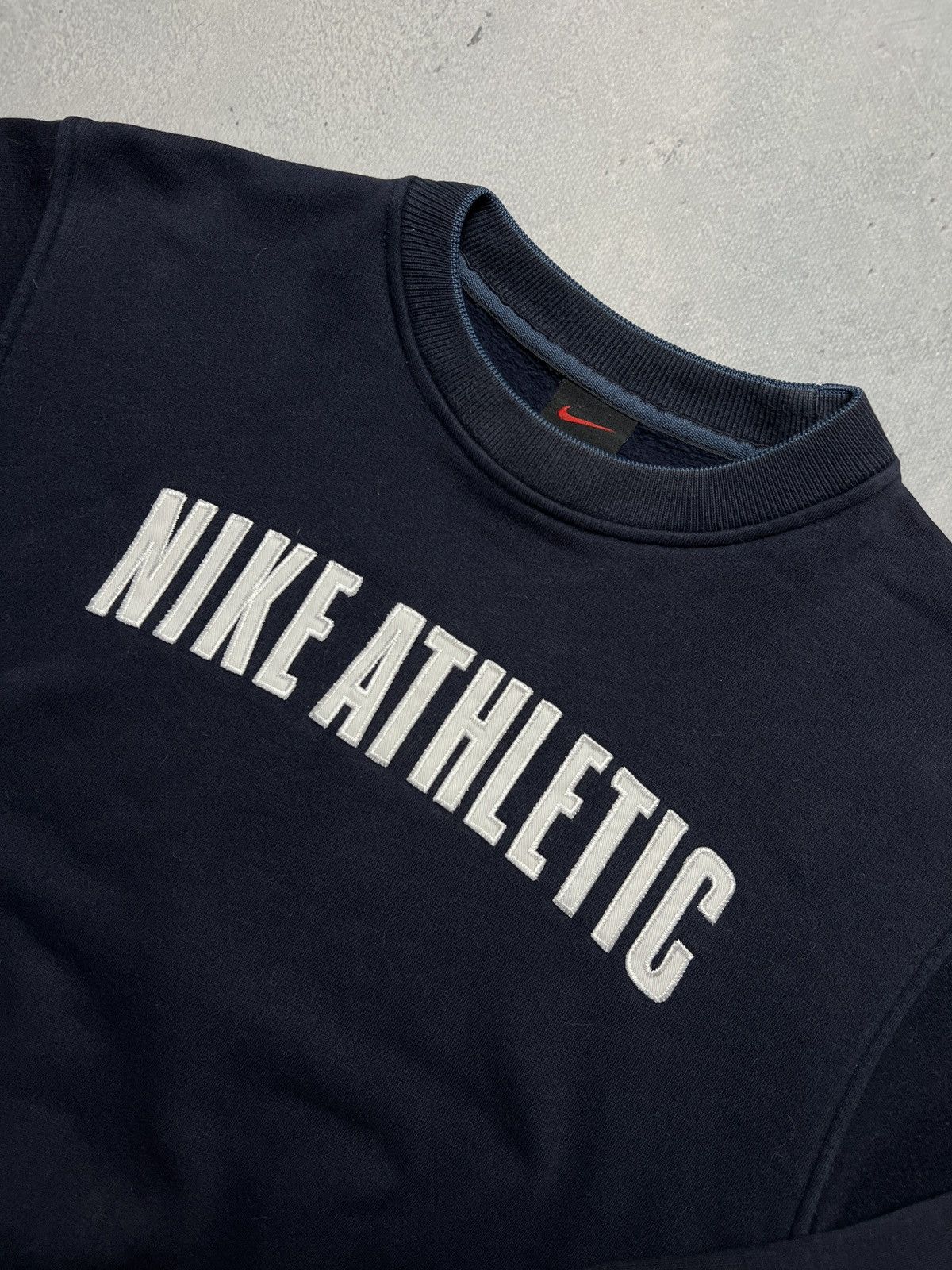 Nike Vintage Crewneck Nike Boxy Central Big Athletic logo USA 90s Size US S / EU 44-46 / 1 - 1 Thumbnail