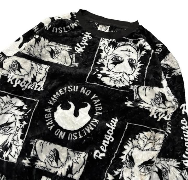 Anime Kyojuro Rengoku Demon Slayer Fur Crewneck Size US M / EU 48-50 / 2 - 4 Thumbnail