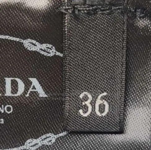 Prada Prada Black Cotton Knit Crewneck Sweater . Size XS / US 0-2 / IT 36-38 - 5 Thumbnail