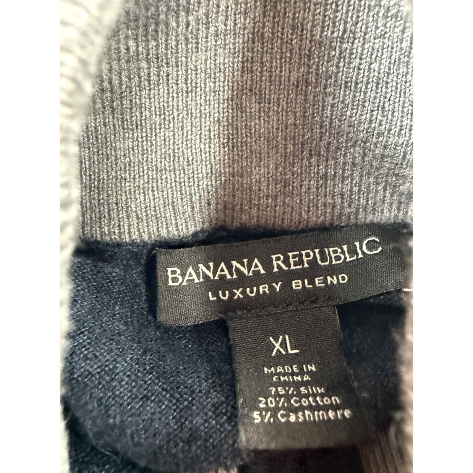 Banana Republic VINTAGE Banana Republic Sweater Mens XL Blue Full Zip Mock Neck Silk Cashmere Blend Size US XL / EU 56 / 4 - 7 Thumbnail