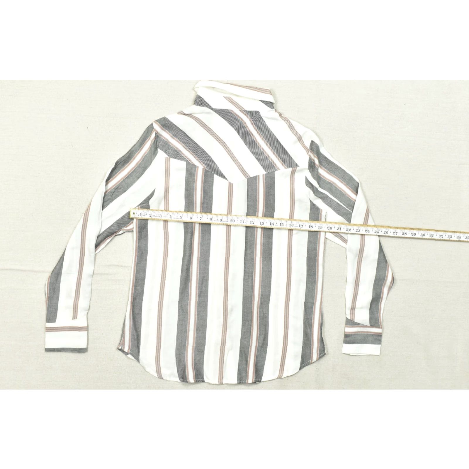 Denime VINTAGE Cruel Denim Women's L Striped Western Snap Button Down Rayon Shirt Gray White Size L / US 10 / IT 46 - 2 Thumbnail