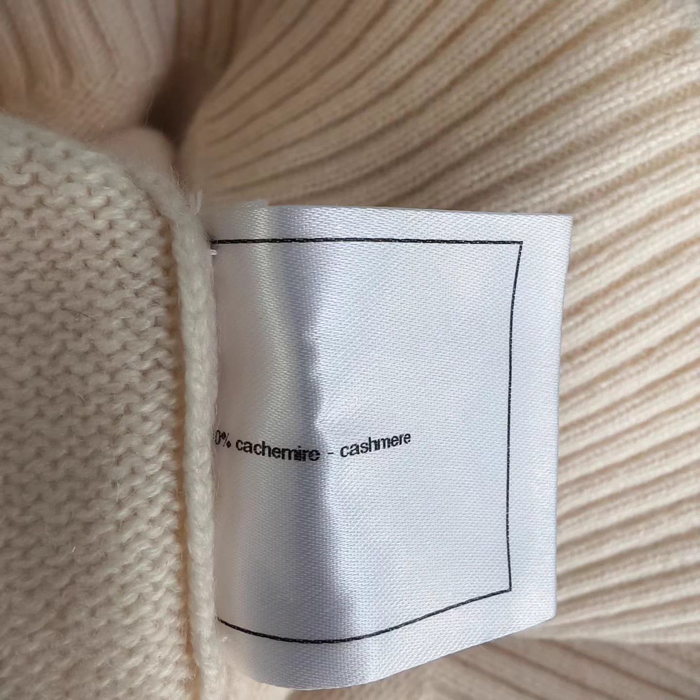 Chanel Chanel multicolor beaded cashmere sweater 34 Size XS / US 0-2 / IT 36-38 - 5 Thumbnail