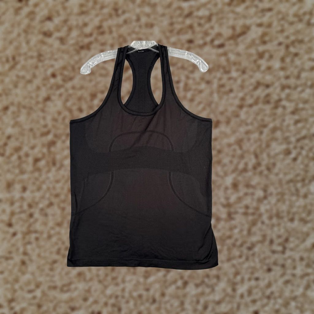 Lululemon Lululemon Shirt Women 12 Black Swiftly Tech Tank Running Gym Workout Casual Sleeveless Racerback Athletic Fit Size XL / US 12-14 / IT 48-50 - 1 Thumbnail