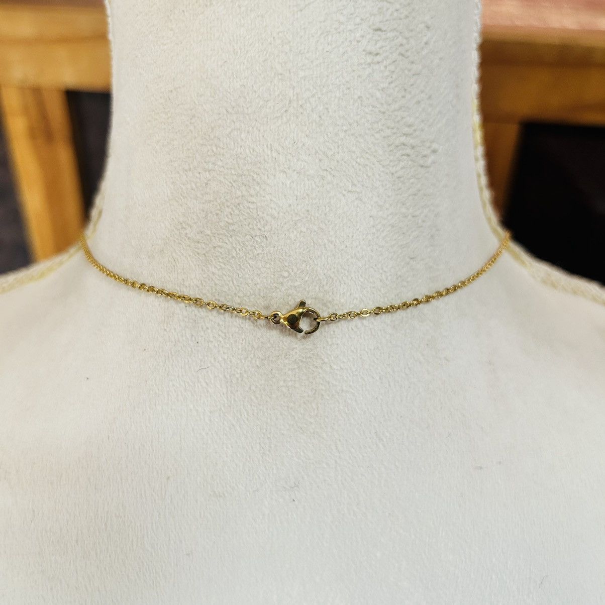 Handmade Handcrafted elegant glass beaded pendant on chain necklace Size ONE SIZE - 5 Thumbnail