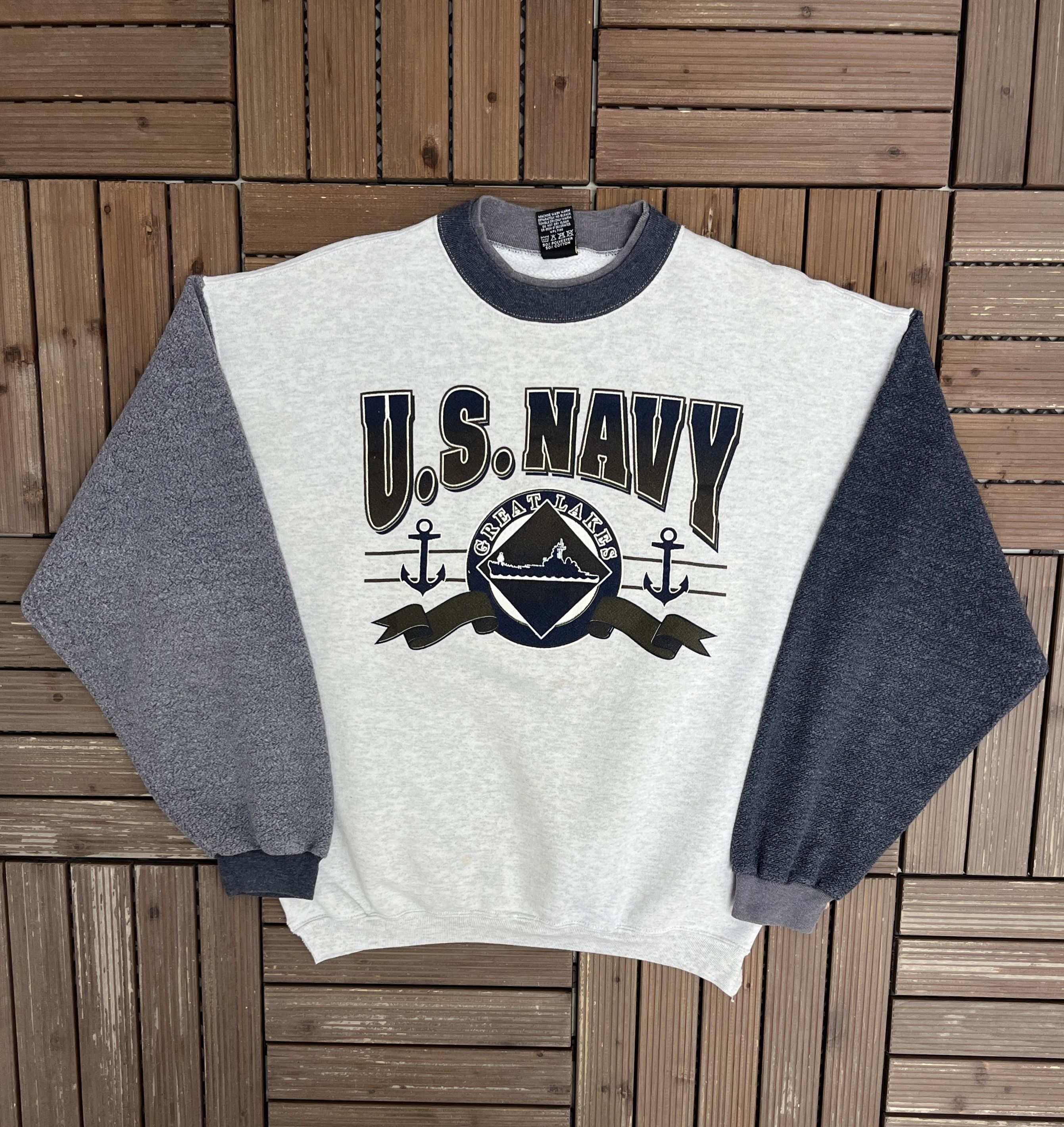 Vintage U.S. Navy Great Lakes Vintage Crewneck Sweater Size US L / EU 52-54 / 3 - 1 Thumbnail