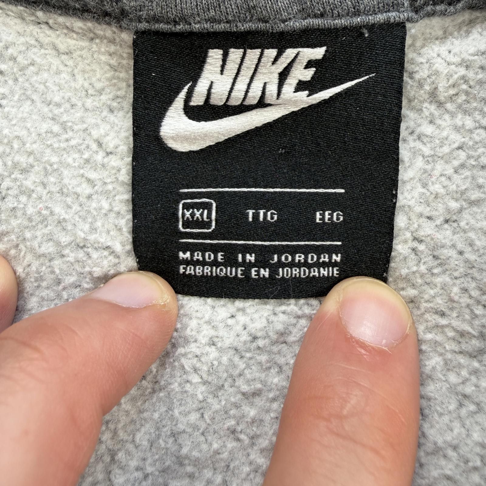 Nike Nike Mini Swoosh Crewneck Sweatshirt Gray 2XL Oversized Boxy Size US XXL / EU 58 / 5 - 4 Thumbnail