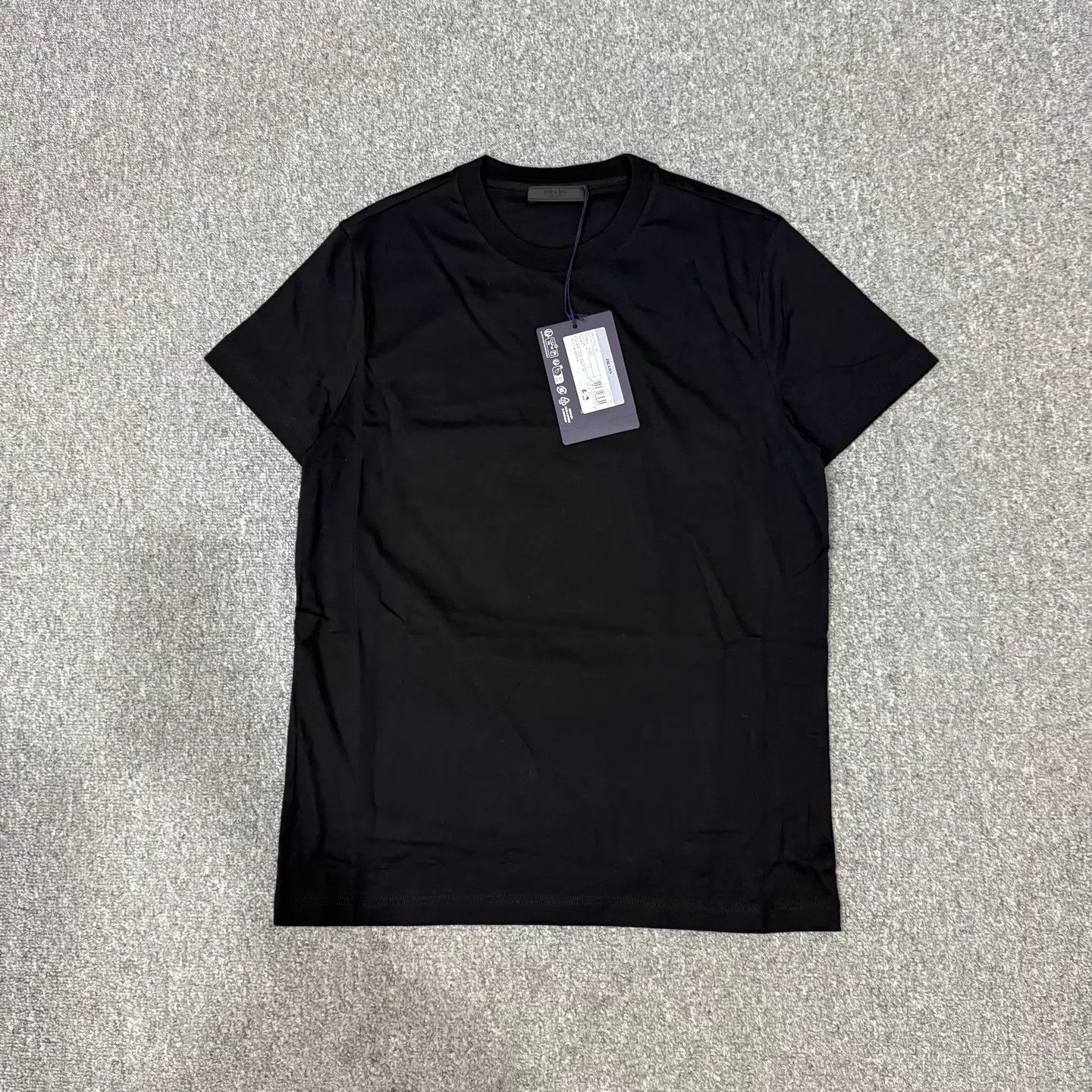Prada Prada Black Basic Short Sleeve T-Shirt M NWT Size M / US 6-8 / IT 42-44 - 2 Thumbnail