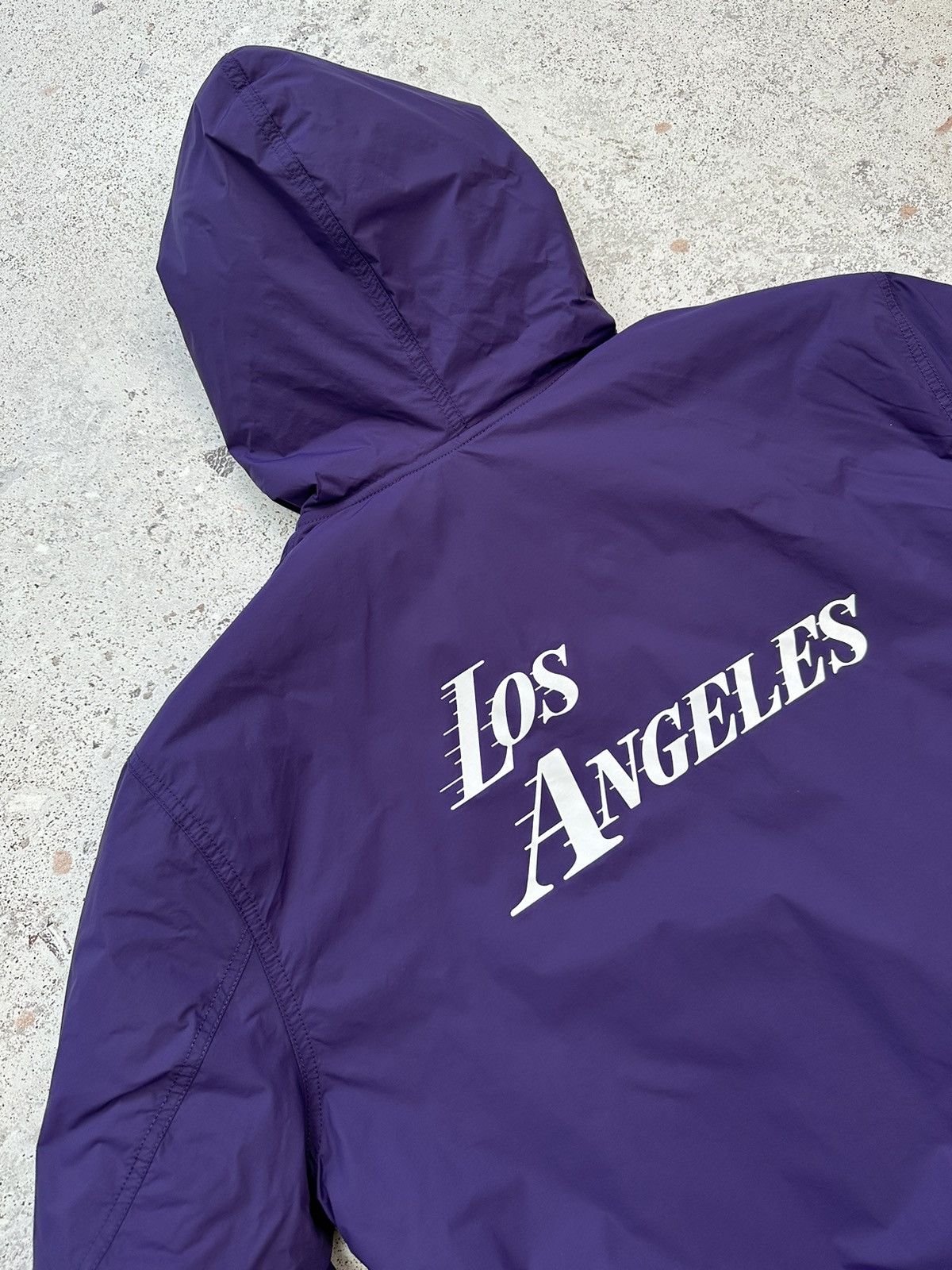 NBA × Nike NEW🔥 Nike Los Angeles Lakers LA Purple light jacket Men M Size US M / EU 48-50 / 2 - 11 Thumbnail