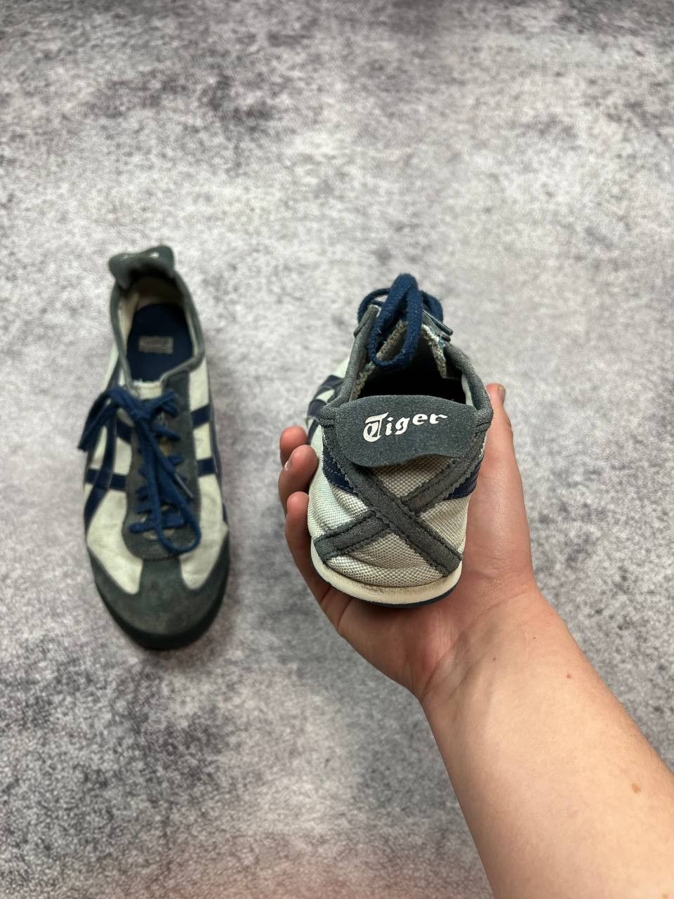 Onitsuka Tiger Asics Onitsuka Tiger Mexico 66 Low Top Sneakers Vintage Size US 11 / EU 44 - 9 Thumbnail