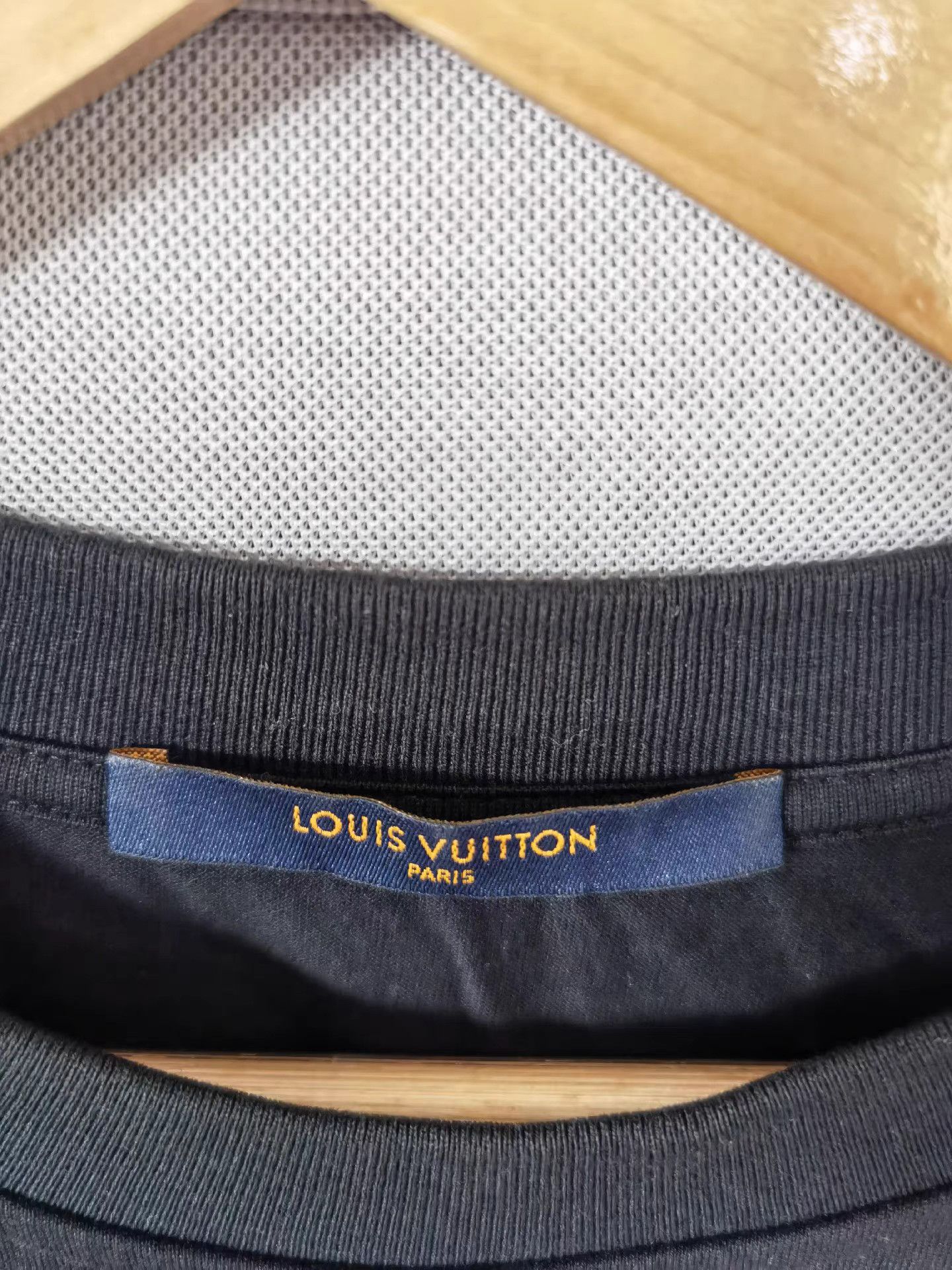 Louis Vuitton LV x NBA T-Shirt K17 Size US L / EU 52-54 / 3 - 3 Thumbnail