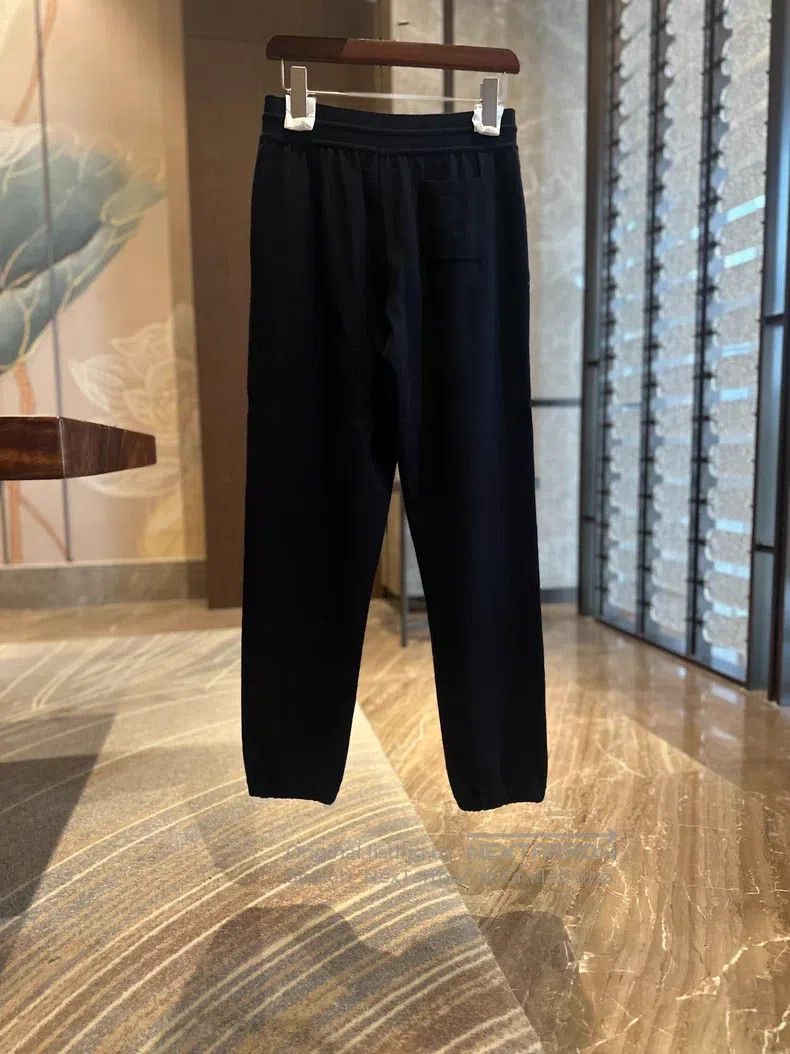 Loro Piana Loro Piana Trousers, Cashmere Size 27" / US 4 / IT 40 - 2 Thumbnail