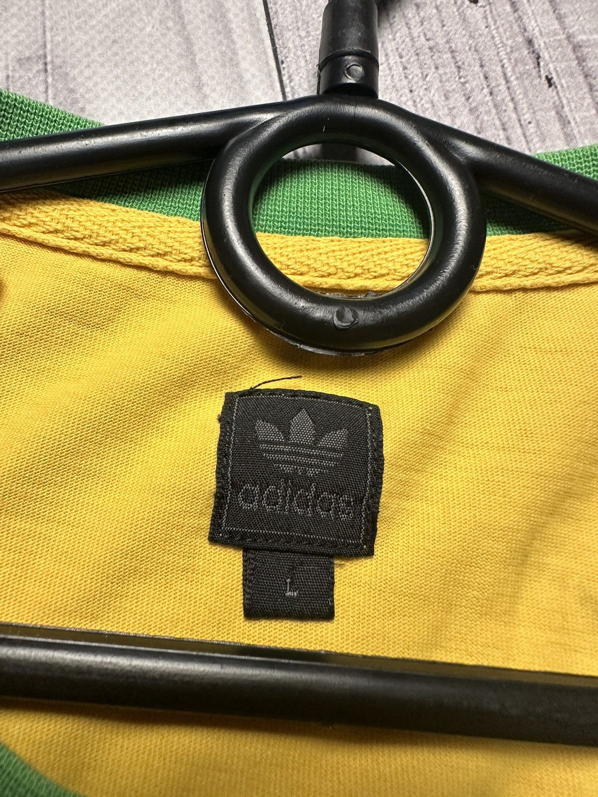 Adidas × Vintage Vintage adidas 10 Brazil soccer tee Brasil size M/L Size US L / EU 52-54 / 3 - 6 Thumbnail