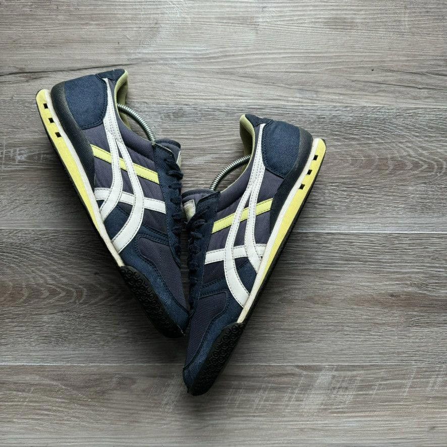 Onitsuka Tiger ONITSUKA TIGER • VINTAGE Ultimate 81 (10M) Size US 10 / EU 43 - 9 Thumbnail