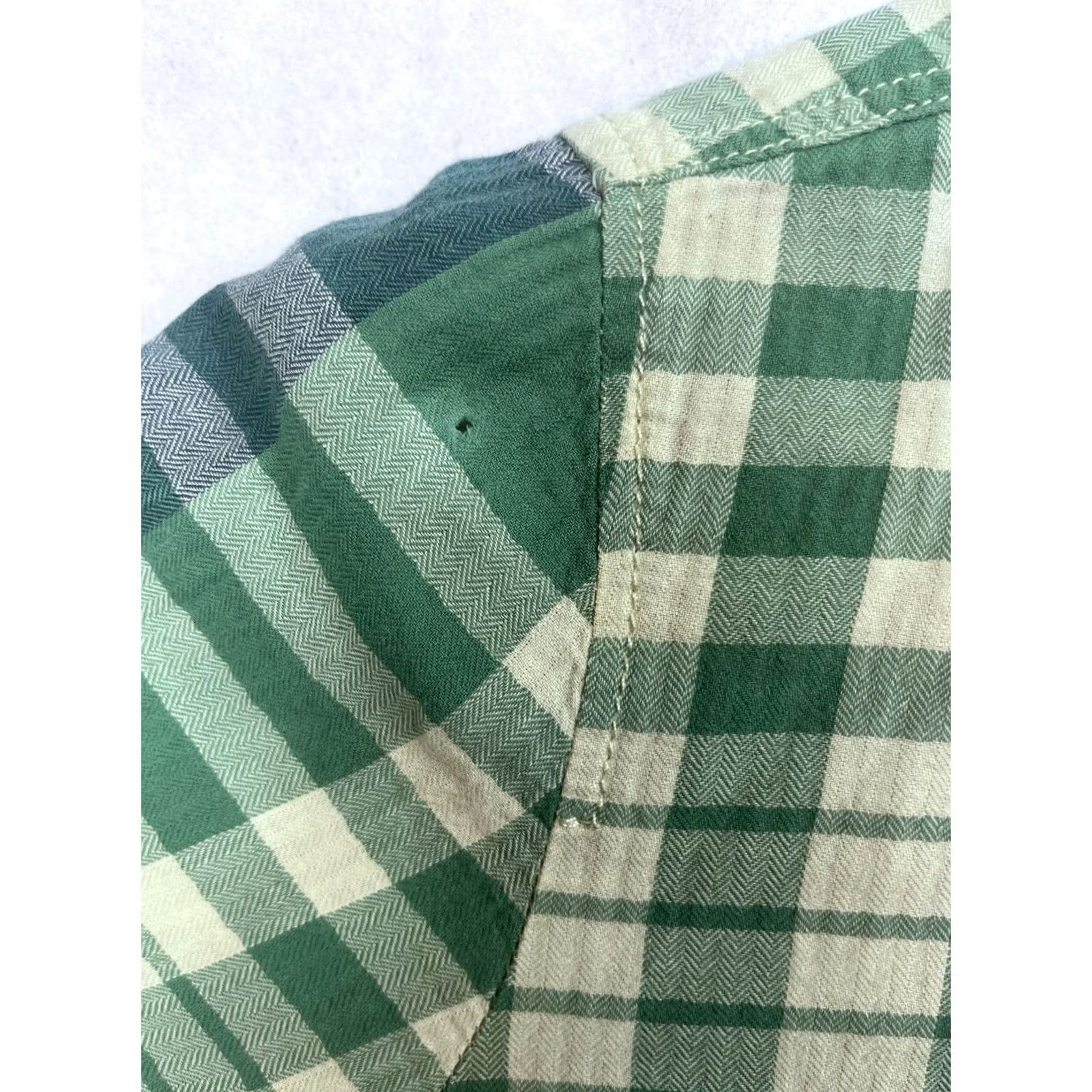 J.Crew J.CREW Button-Up Shirt Women XS Green Plaid 3/4 Pleated Long Sleeve Collared Button-Up Shirt Size XS / US 0-2 / IT 36-38 - 3 Thumbnail
