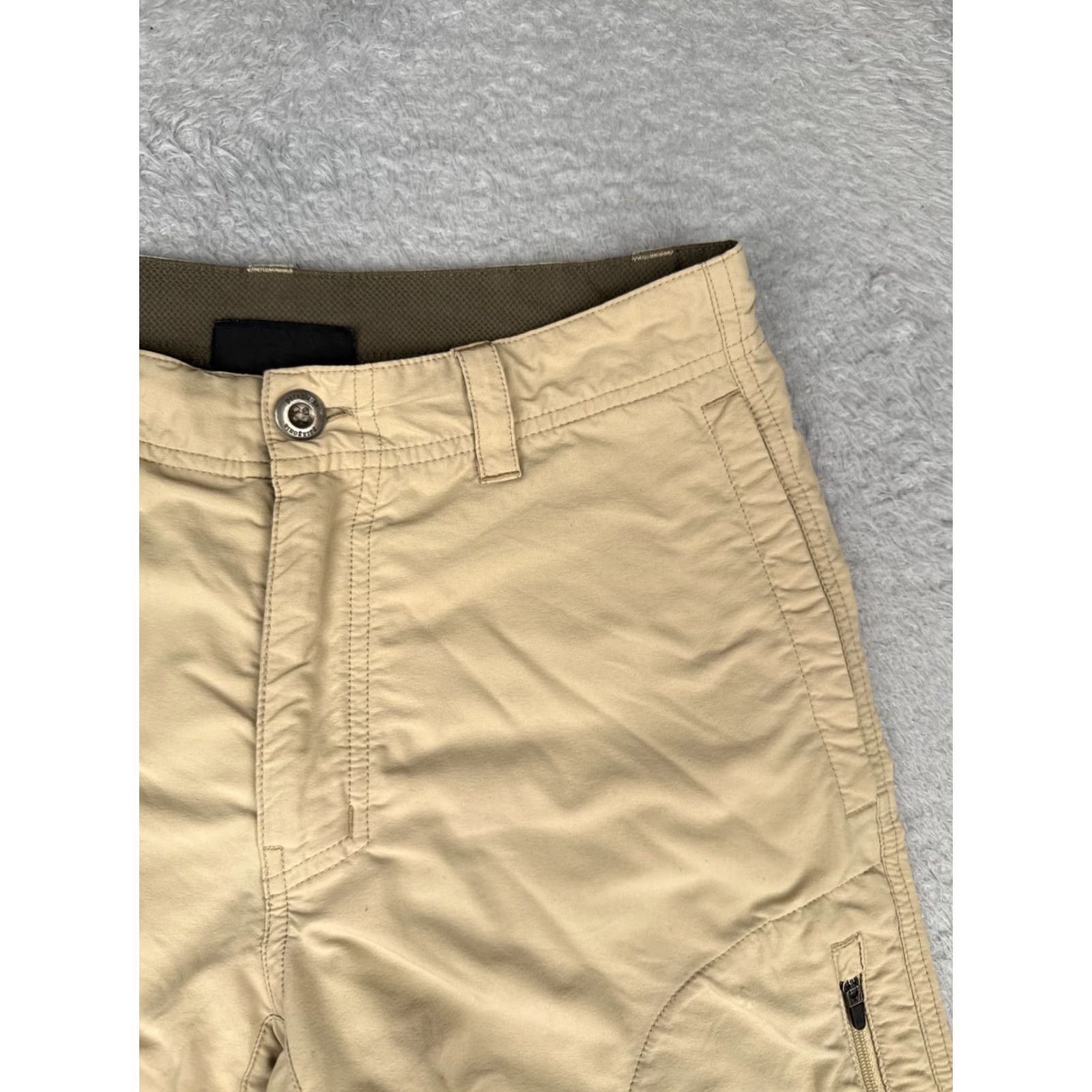 Patagonia Patagonia Shorts Men 28 Beige Cargo Zipper Pocket Hiking Camping 28x10 Shorts Mens Beige Cargo Baggy? Size US 28 / EU 44 - 5 Thumbnail