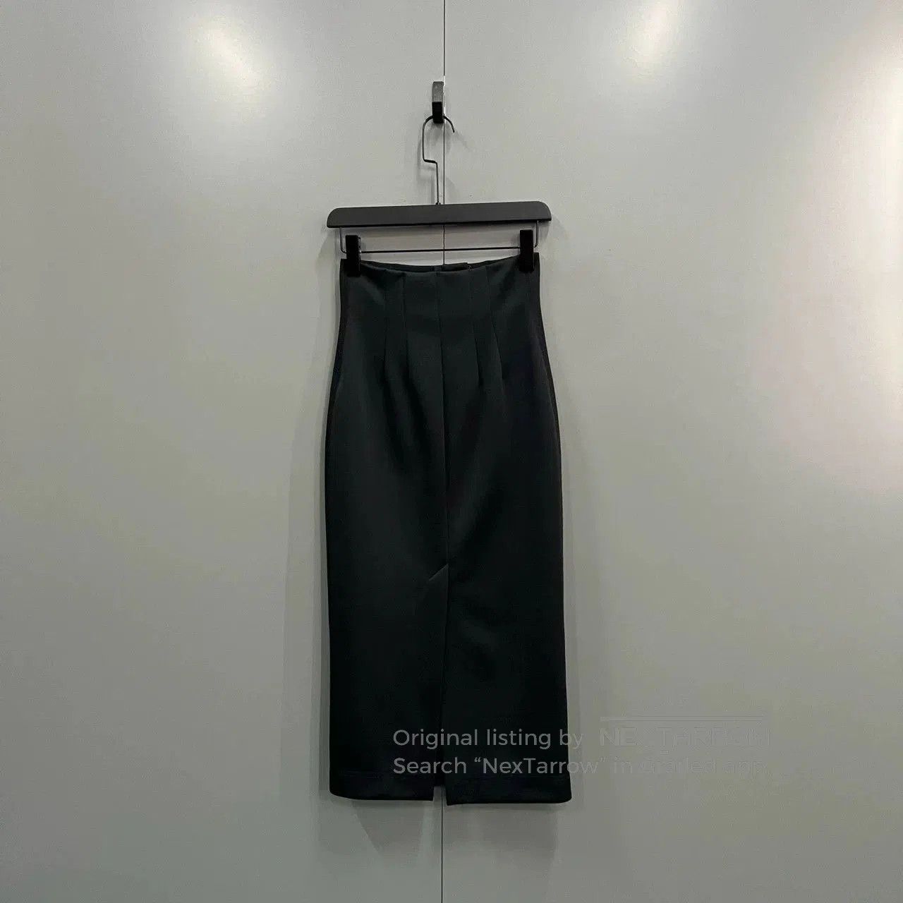 Fendi FENDI Black Pencil Skirt. Size 37" - 2 Thumbnail
