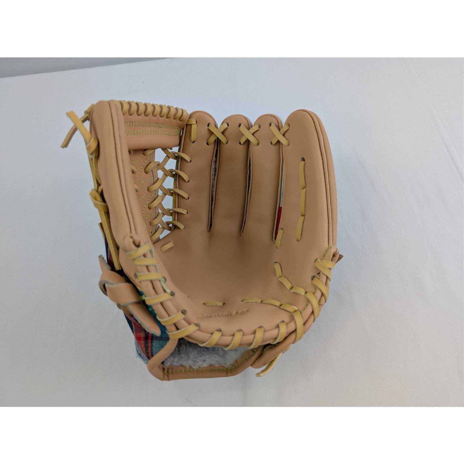 Better With Age o1rshd1 Size: OS / Gloves in Multicolor Size ONE SIZE - 9 Thumbnail