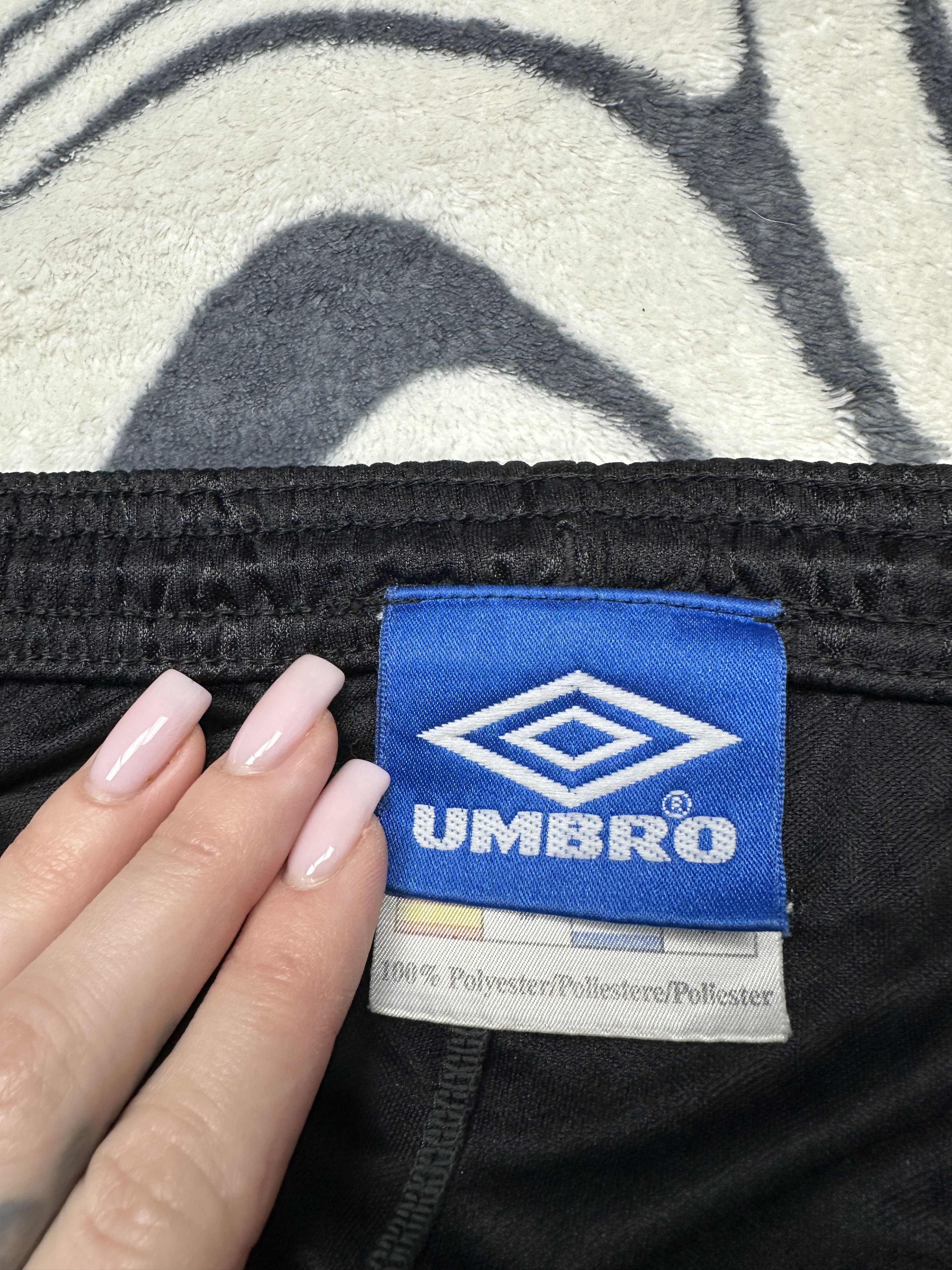 Umbro Umbro Vintage Mens Shorts Size US 32 / EU 48 - 5 Thumbnail