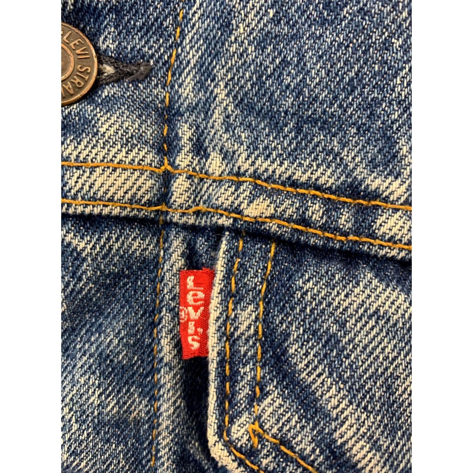 Levi's VINTAGE Levi’s 70506 Denim Jacket Rock Spiked Shoulders USA Made S Men Blue Denim Jacket 70506 Rock Mens Small Size US S / EU 44-46 / 1 - 7 Thumbnail