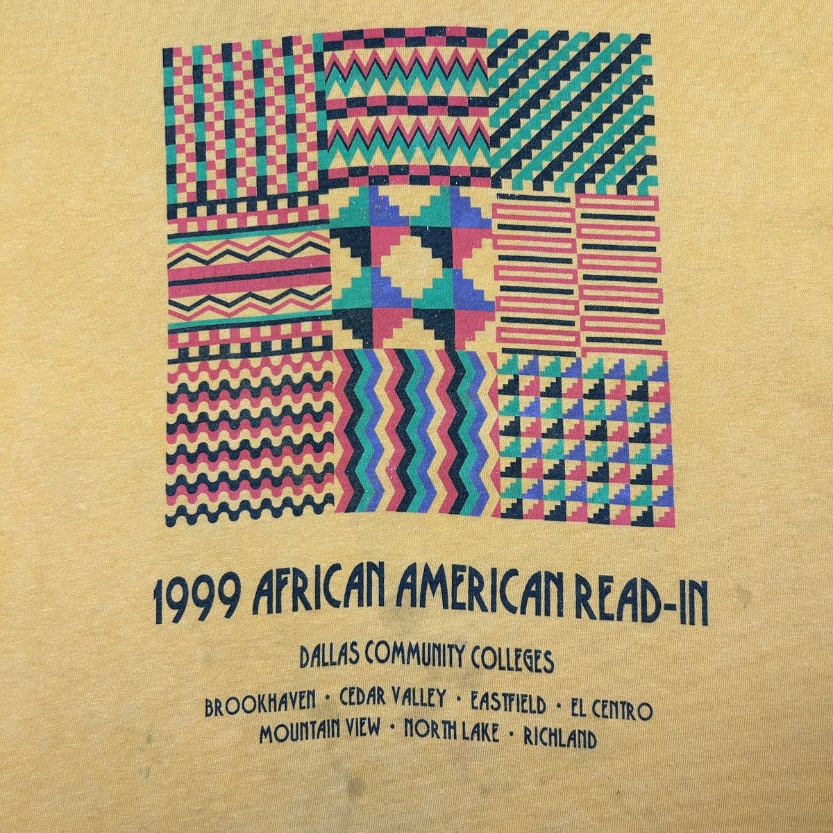 Vintage 1999 African American Read In Size US XL / EU 56 / 4 - 4 Thumbnail