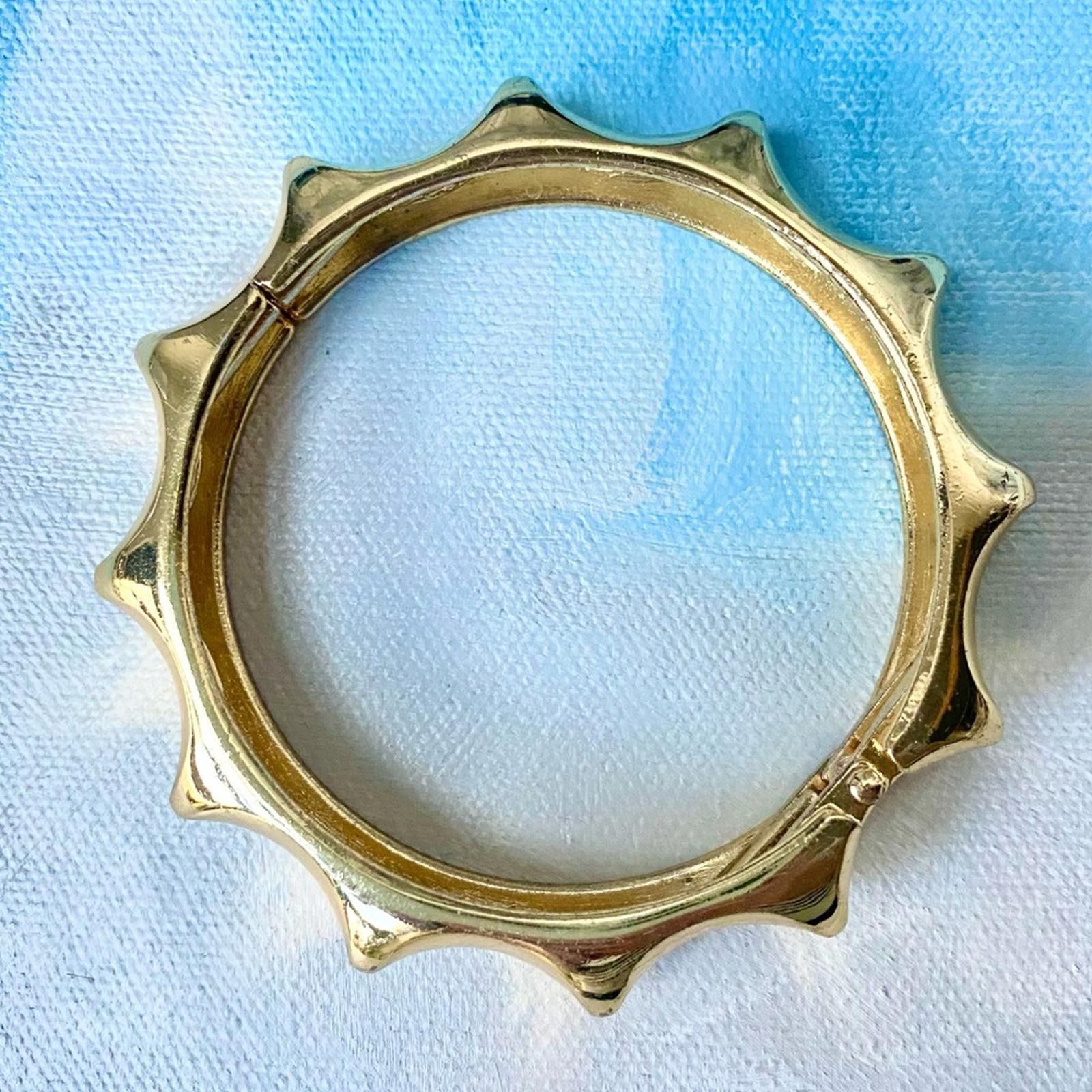 Other Vintage Chunky Gold Bamboo Hinged Bangle Bracelet Clamp Cuff Size ONE SIZE - 2 Thumbnail