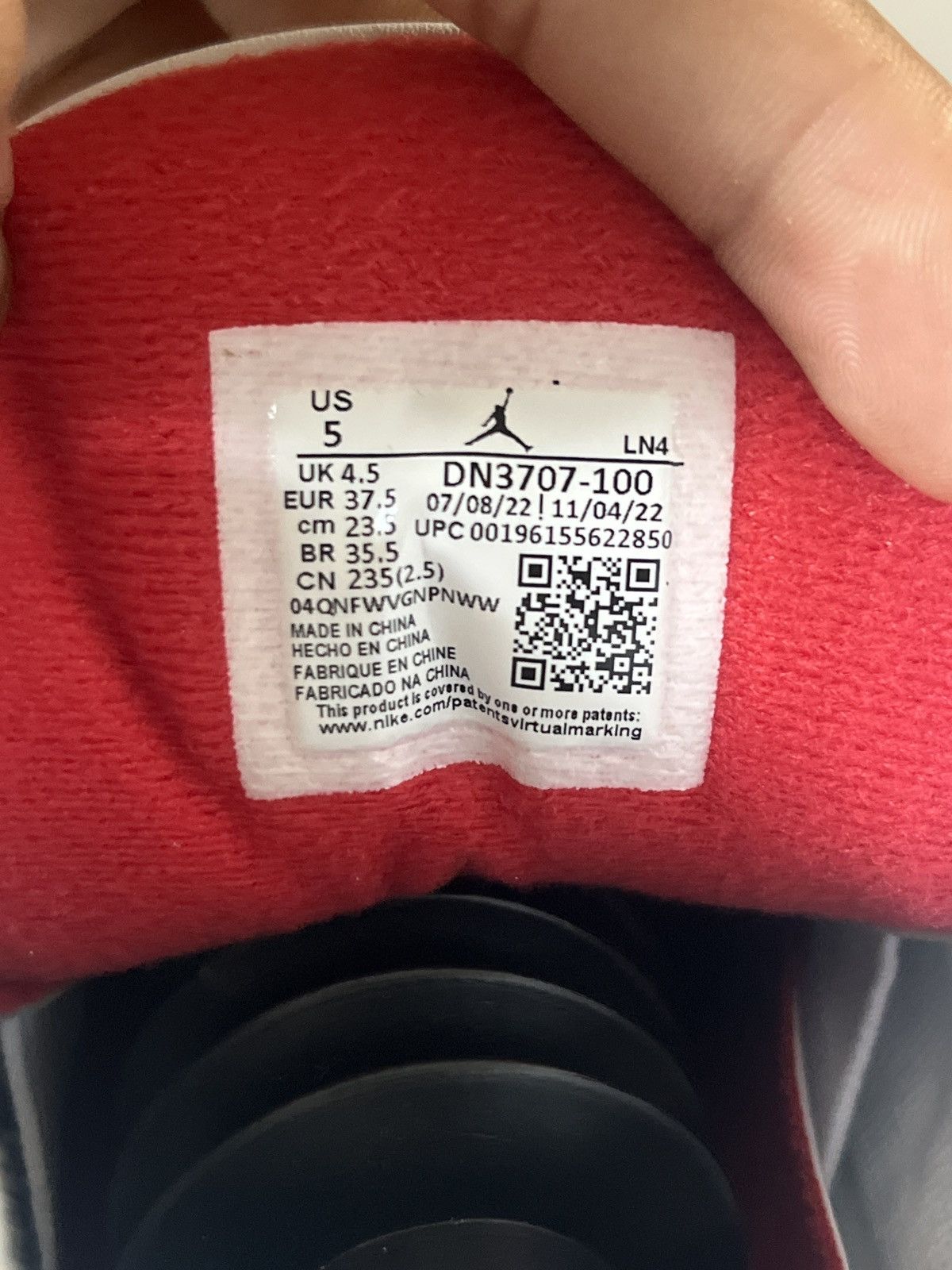 Jordan Brand Air Jordan 3 reimagine Size US 5 / EU 37 - 6 Thumbnail