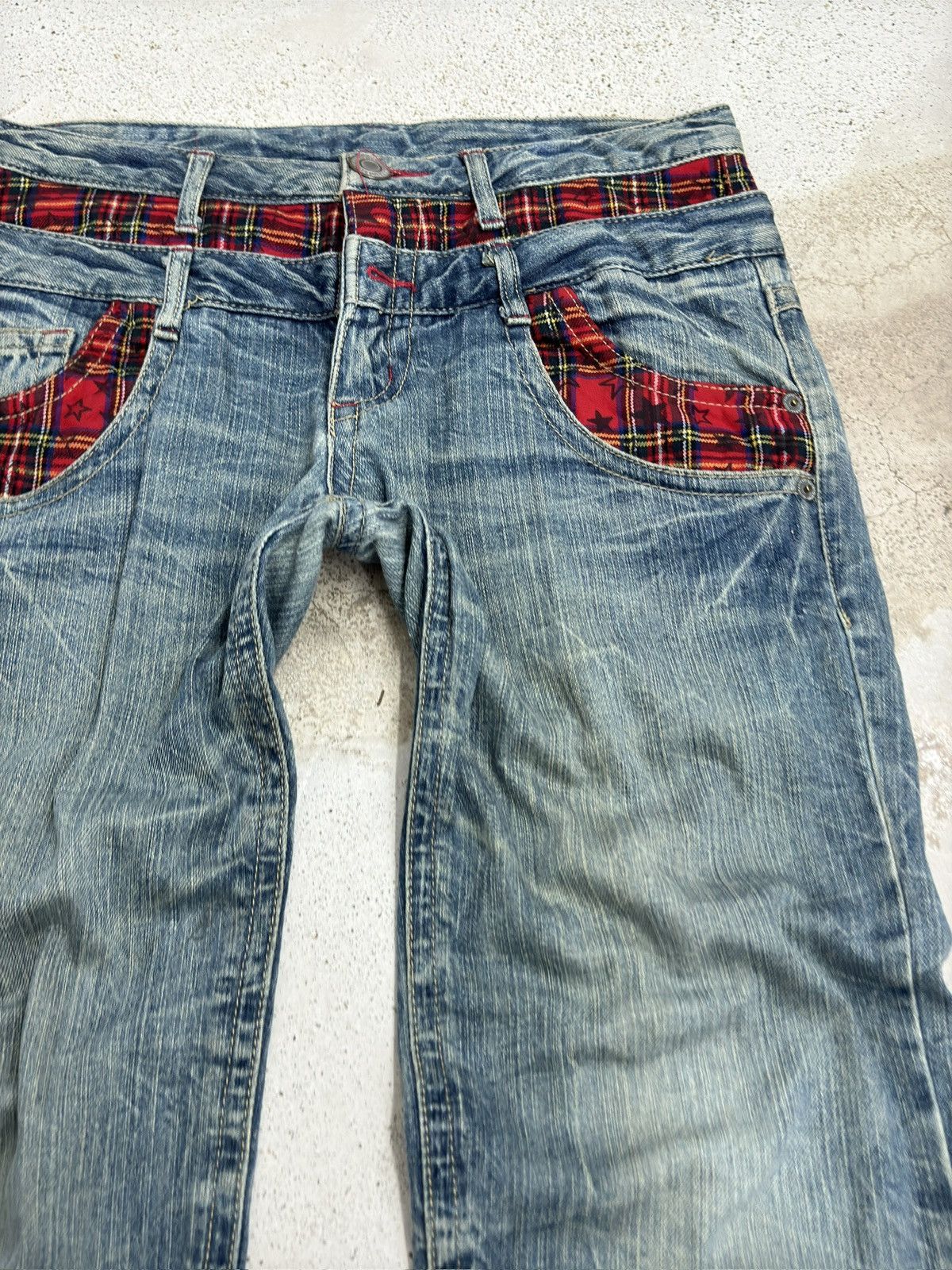 Japanese Brand Double Waist Distressed Denim Jeans Red Tartan Plaid Punk Size US 32 / EU 48 - 5 Thumbnail