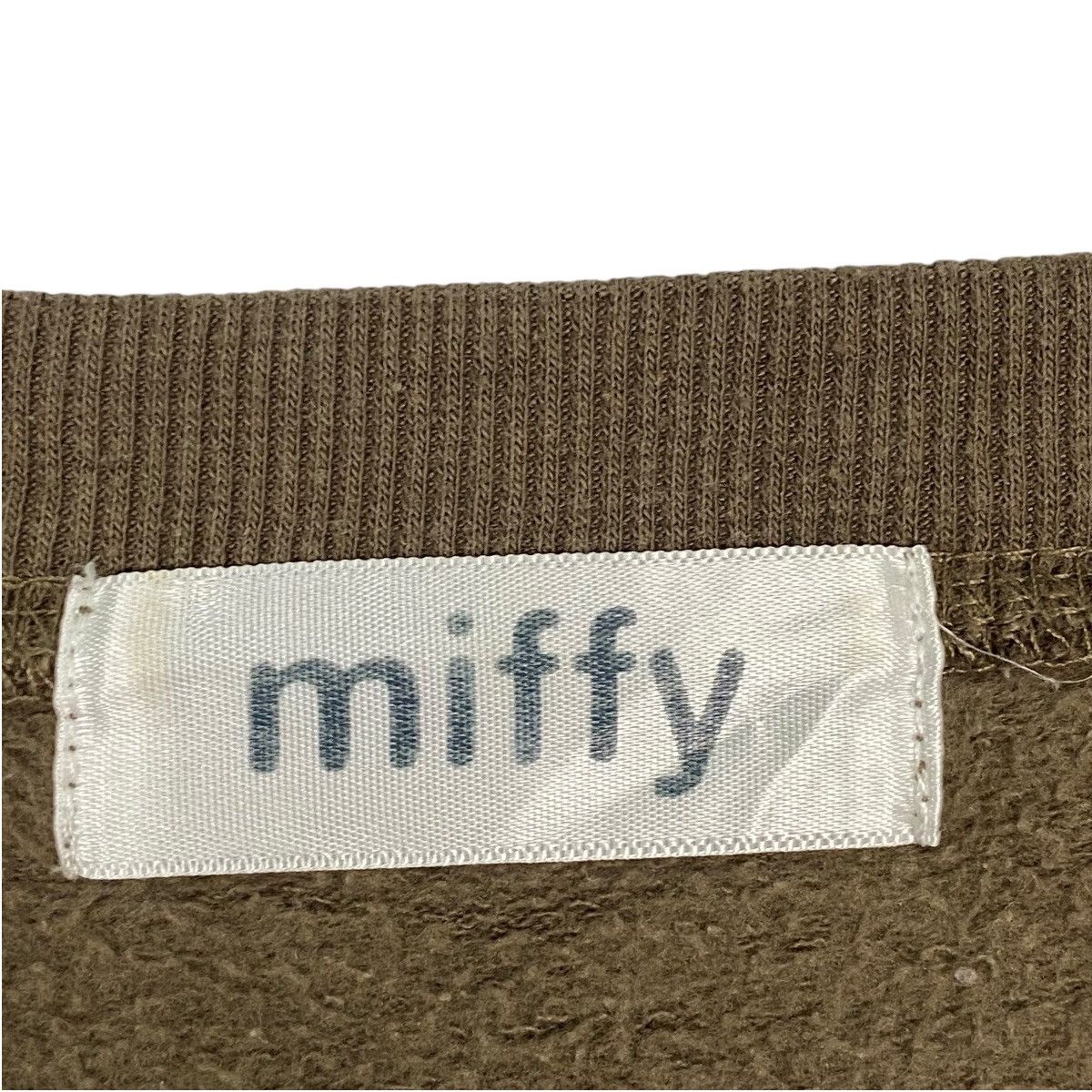 Vintage Vintage Miffy A Young Rabbit Crewneck Sweatshirt Brown SizeL Size US L / EU 52-54 / 3 - 5 Thumbnail