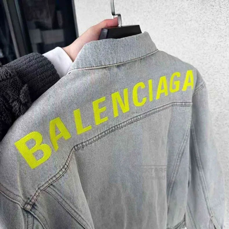 Balenciaga Balenciaga Back Embroidered Logo Denim Jacket Size XS / US 0-2 / IT 36-38 - 4 Thumbnail