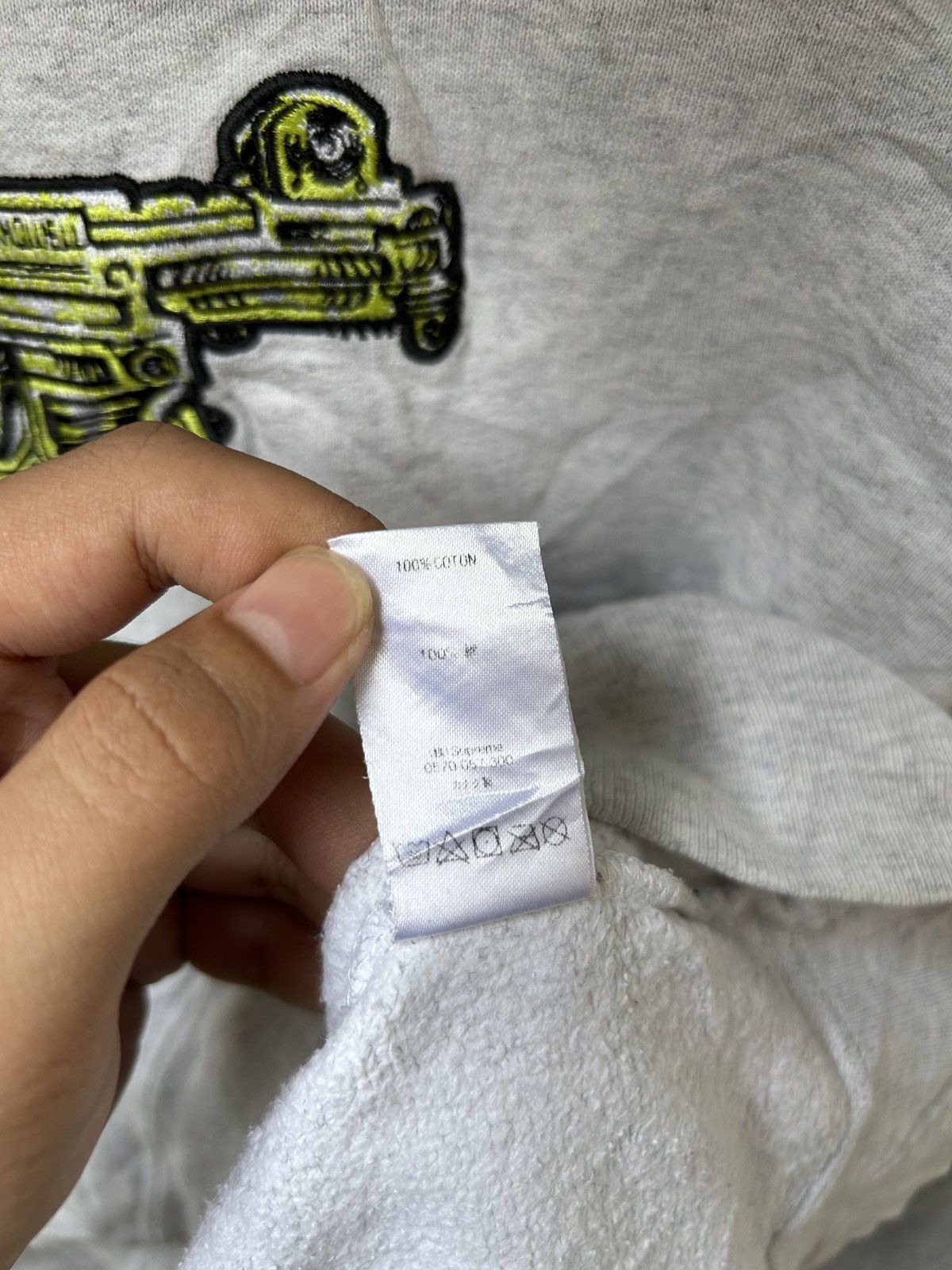 Supreme Supreme Toy Uzi hoodie Size US M / EU 48-50 / 2 - 21 Thumbnail