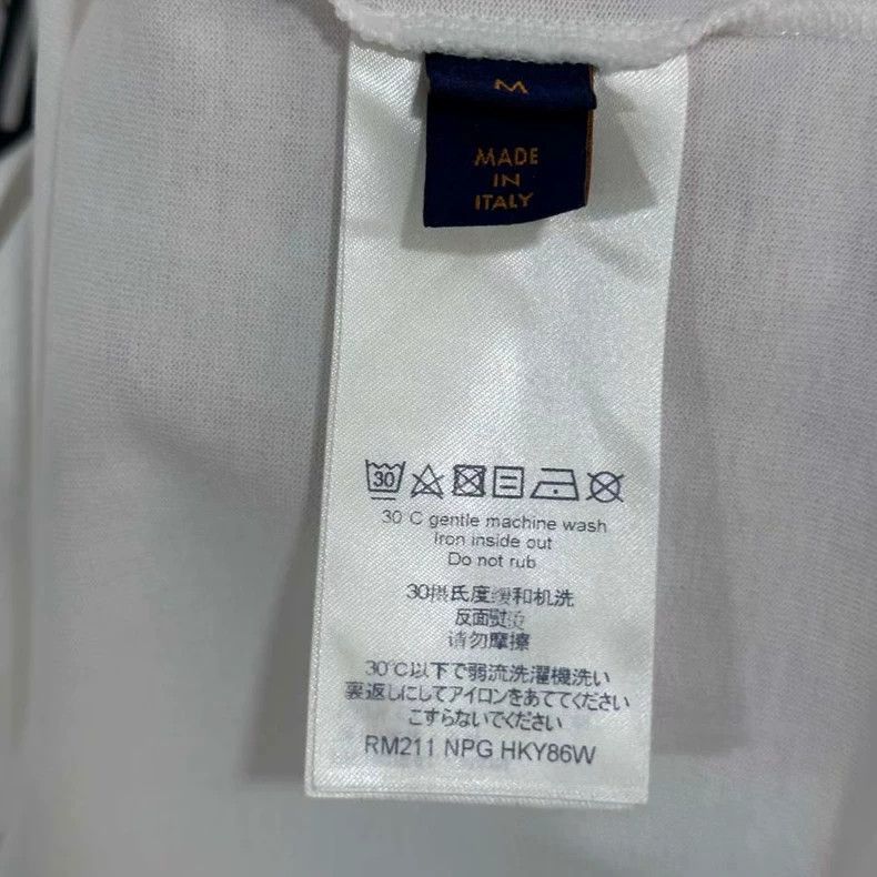 Louis Vuitton Louis Vuitton Parachutist logo short sleeve Size US M / EU 48-50 / 2 - 5 Thumbnail