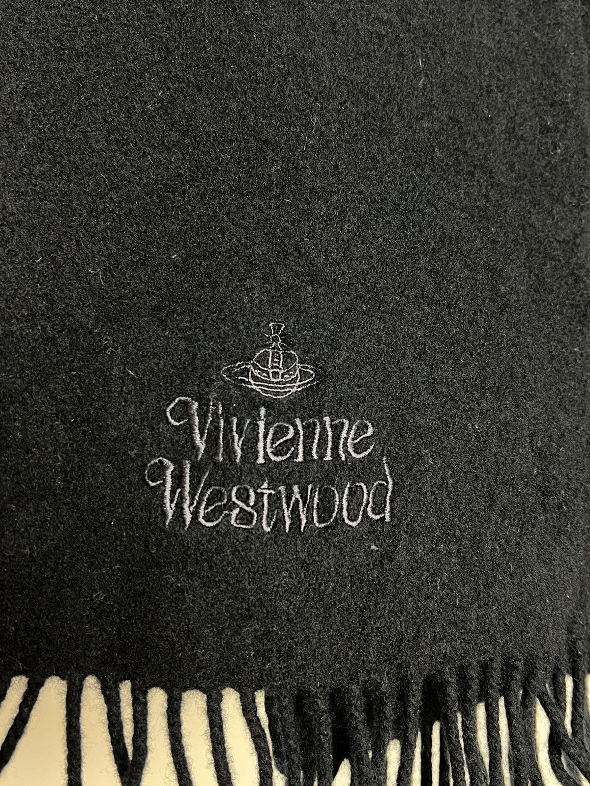 Vivienne Westwood Vivienne Westwood Embroidered Orb Logo Wool Scarf Size ONE SIZE - 4 Thumbnail