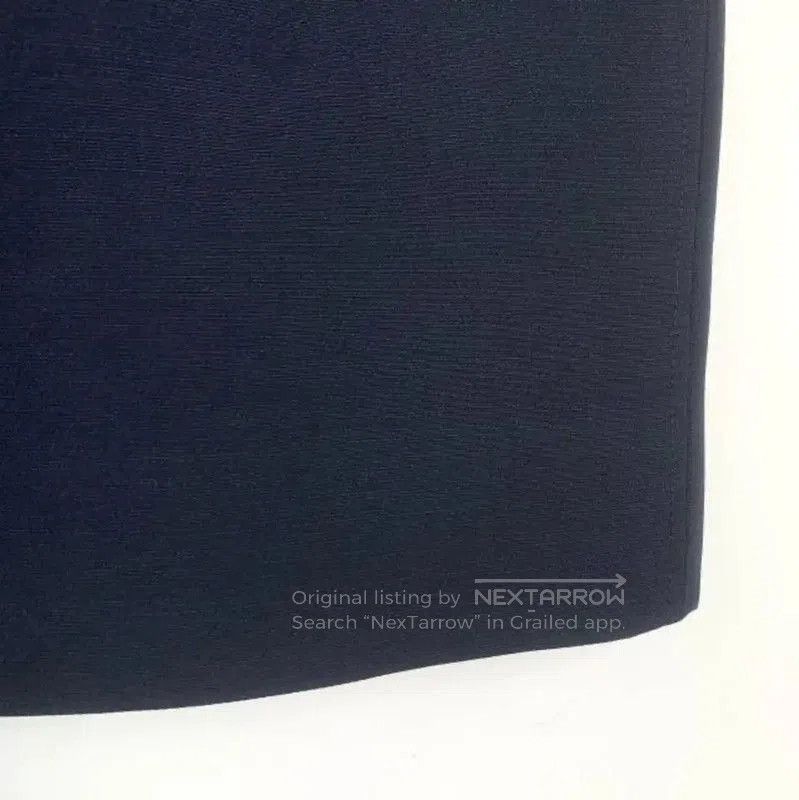 Valentino Valentino Navy Wool Pencil Skirt for Women . Size 23" - 4 Thumbnail