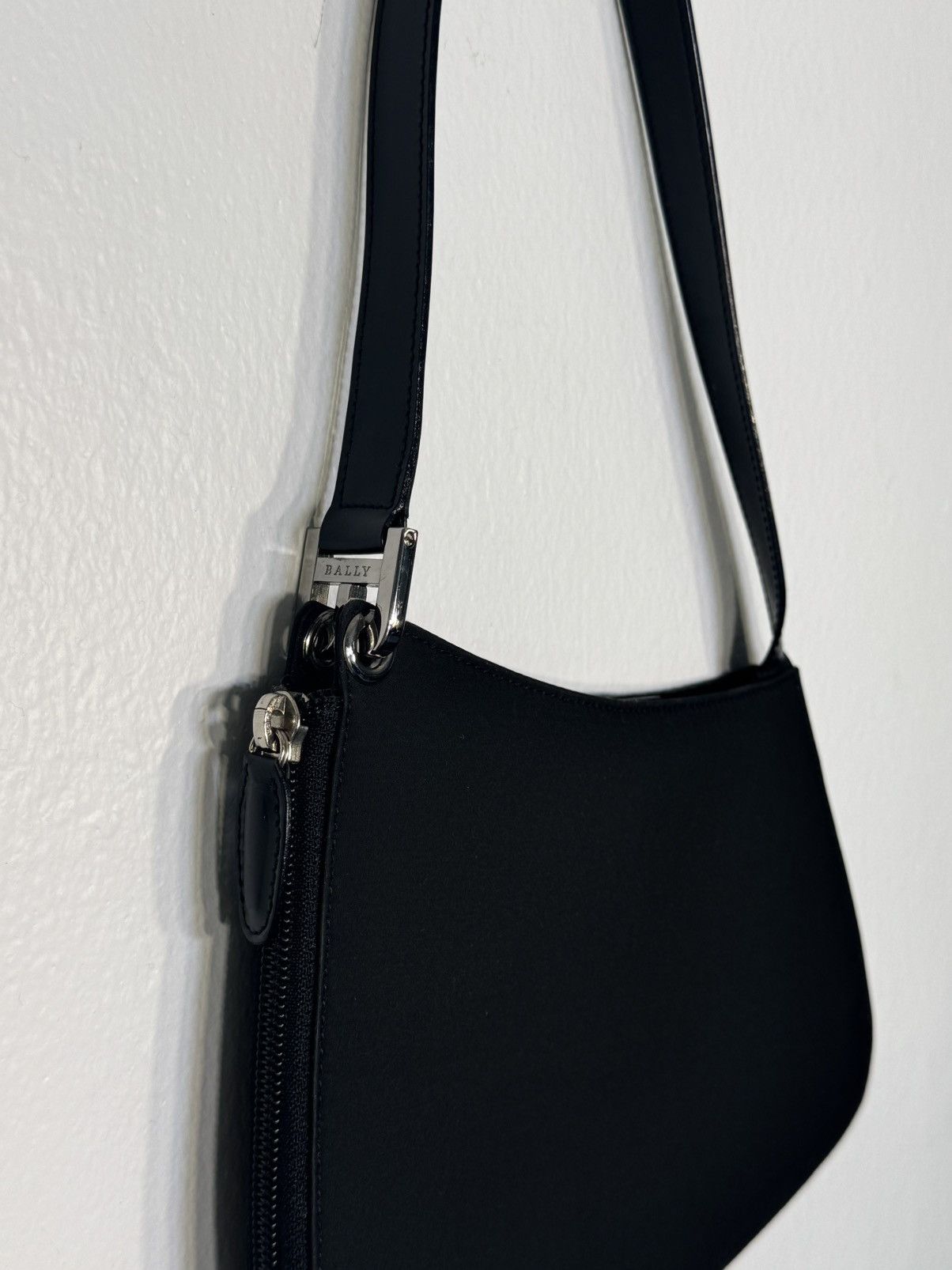 Bally × Vintage Vintage BALLY mini Bag Saddle Pochette Nylon & Leather Size ONE SIZE - 2 Thumbnail