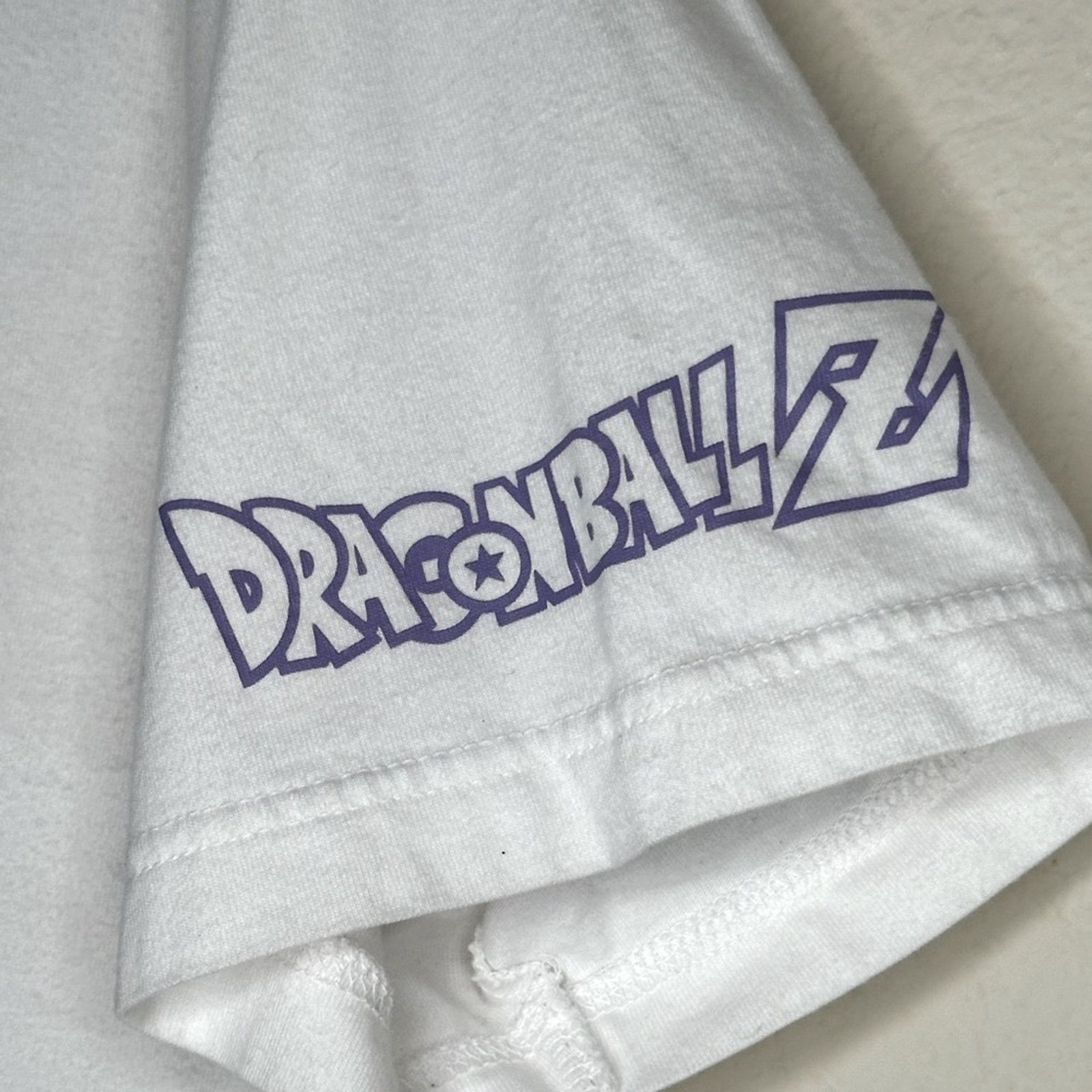 Uniqlo Dragon Ball Uniqlo UT T-shirt White Goku Piccolo Freeza Sz L Size US L / EU 52-54 / 3 - 5 Thumbnail