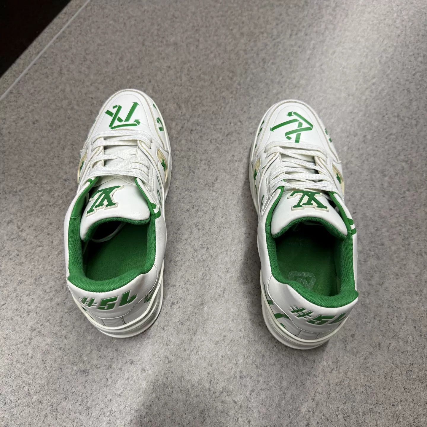 Louis Vuitton LV Trainer White Green Full Print 7/41 Lightly Used Size US 8 / EU 41 - 8 Thumbnail