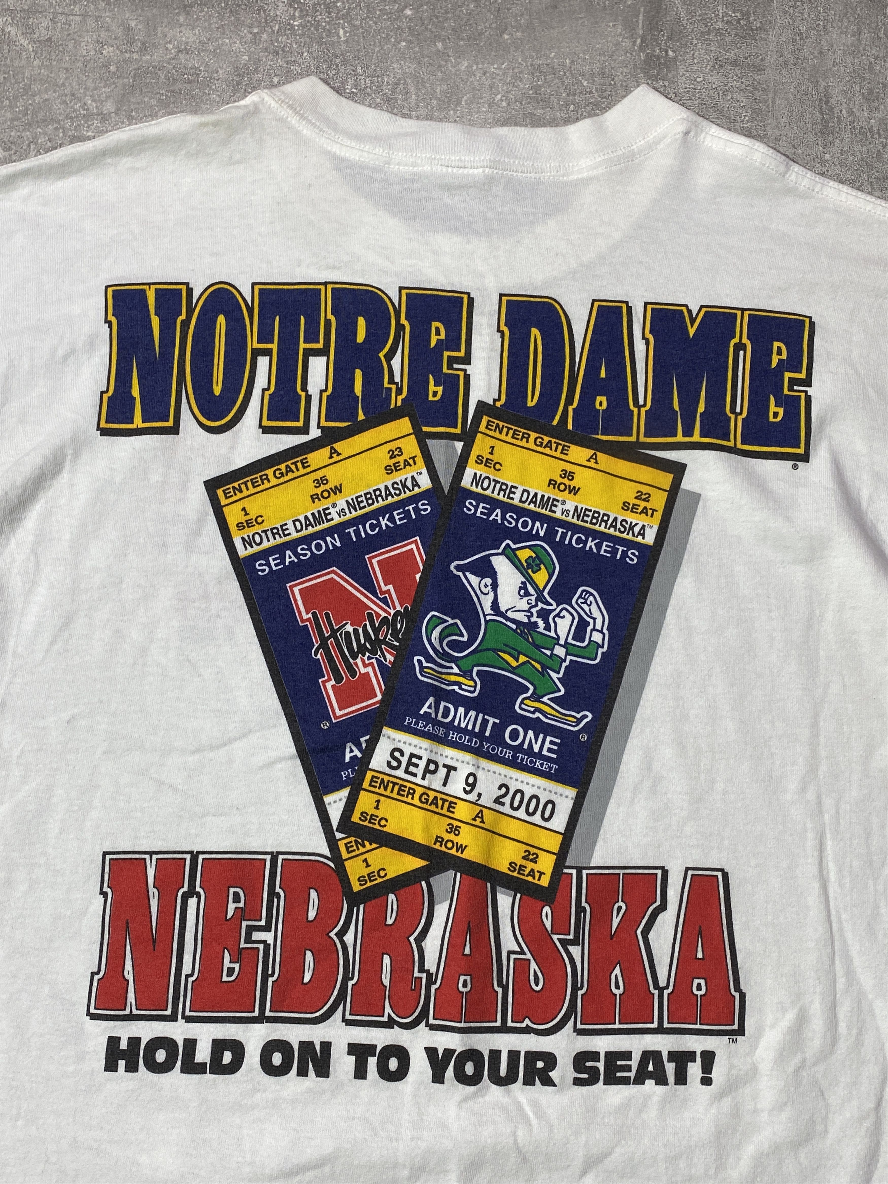 Vintage Vintage 00s Notre Dame vs Nebraska Made in USA T-shirt Size US L / EU 52-54 / 3 - 7 Thumbnail