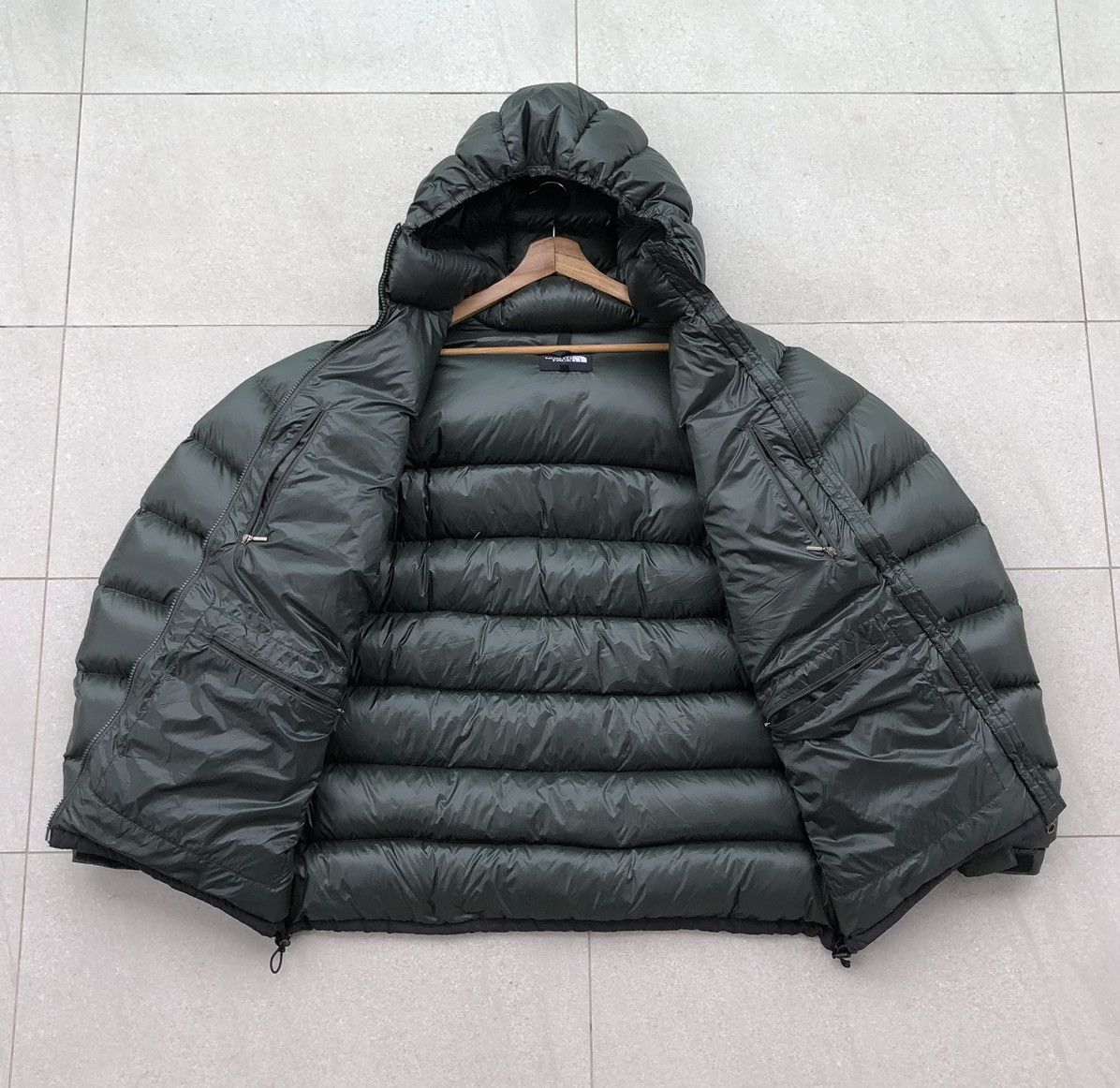 The North Face The North Face Down Jacket Full Zip Hood Green [XL] Size US XL / EU 56 / 4 - 16 Thumbnail