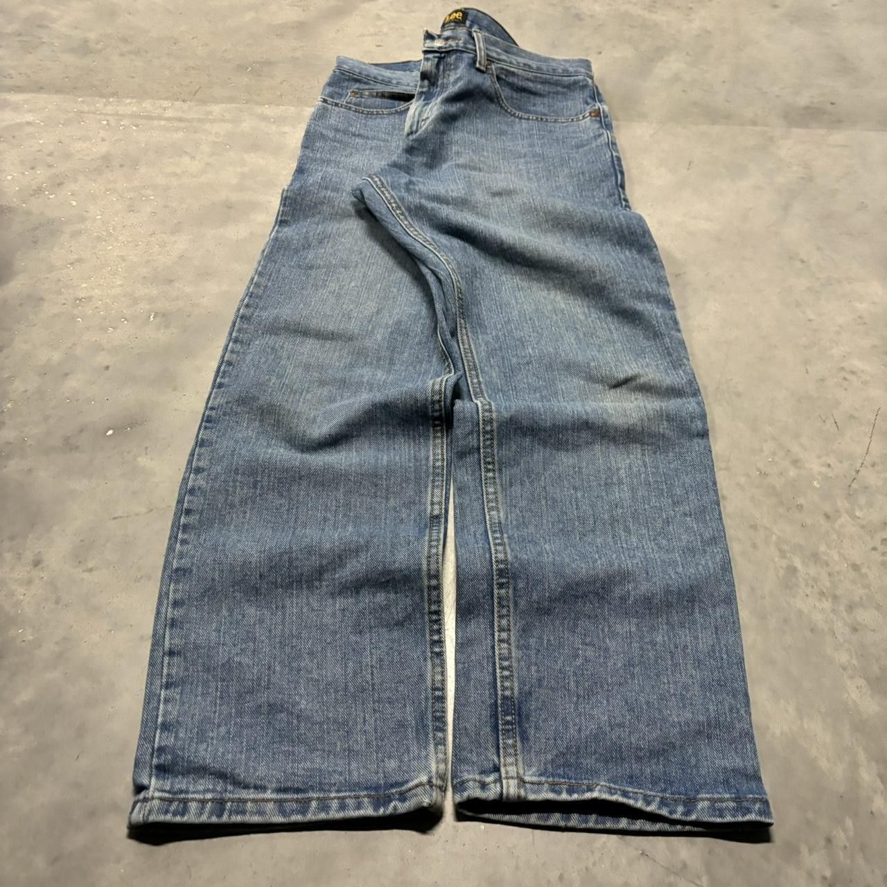 Japanese Brand × Vintage Crazy Vintage Y2K/2000s Grunge Medium Wash Essential Denim Jeans! Size US 33 - 3 Thumbnail