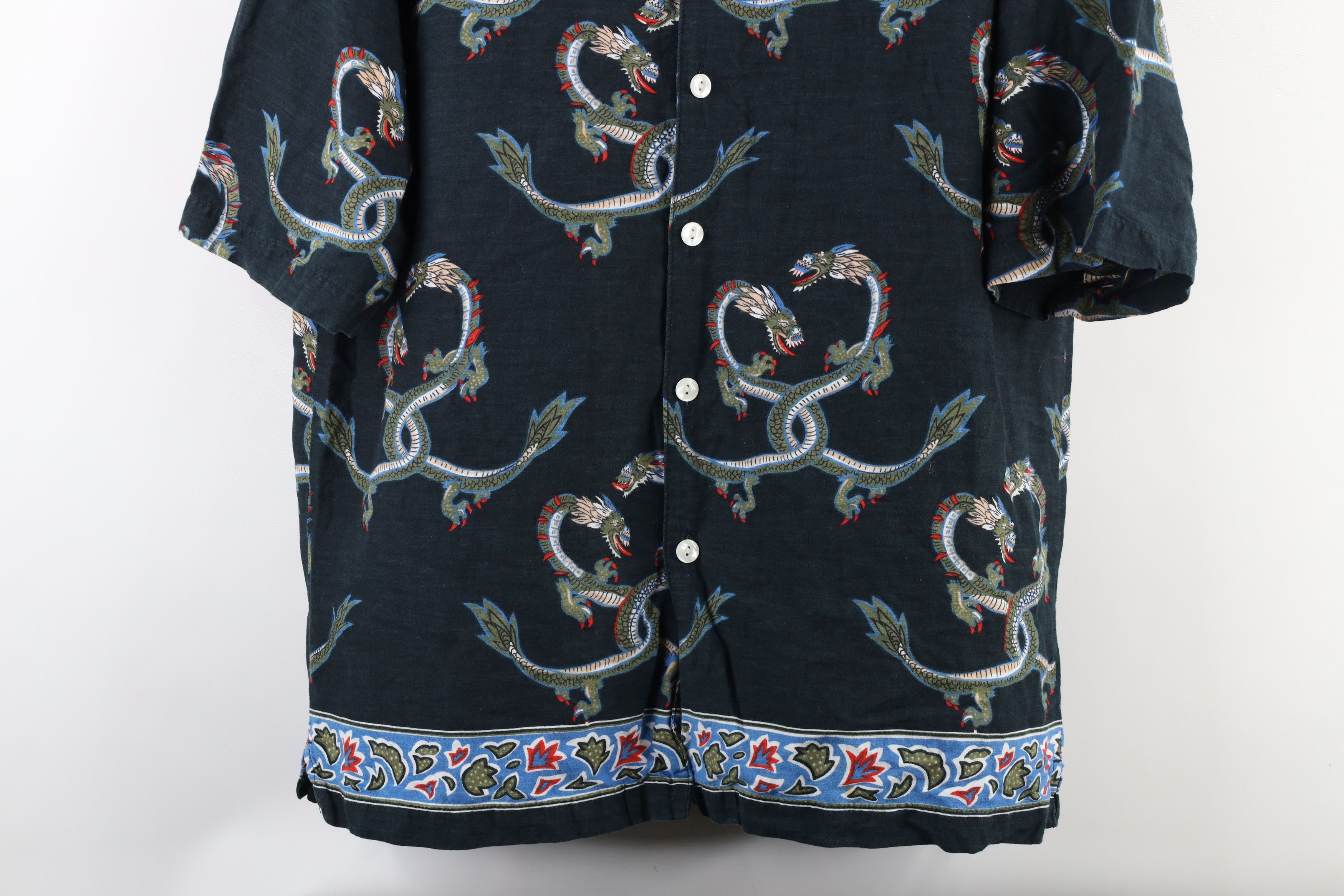 Vintage Vintage 90s Streetwear Dragon All Over Print Button Shirt Size US M / EU 48-50 / 2 - 3 Thumbnail