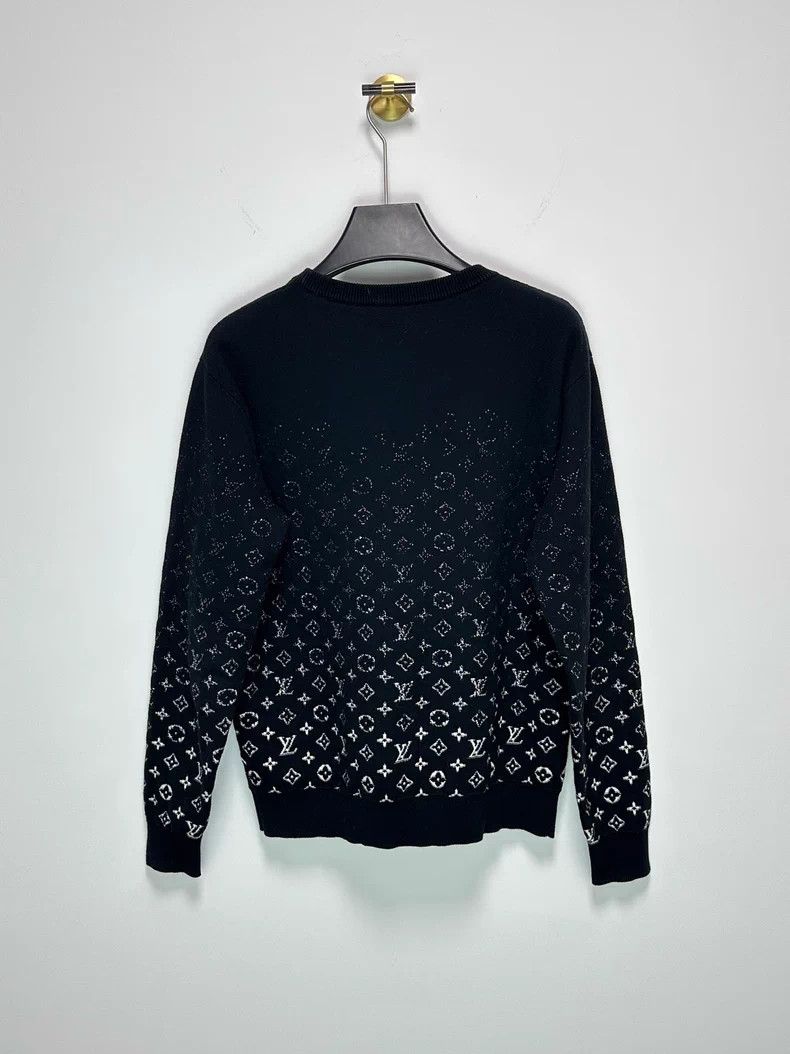 Louis Vuitton Louis Vuitton Black and white gradient presbyopic sweater Size US M / EU 48-50 / 2 - 2 Thumbnail