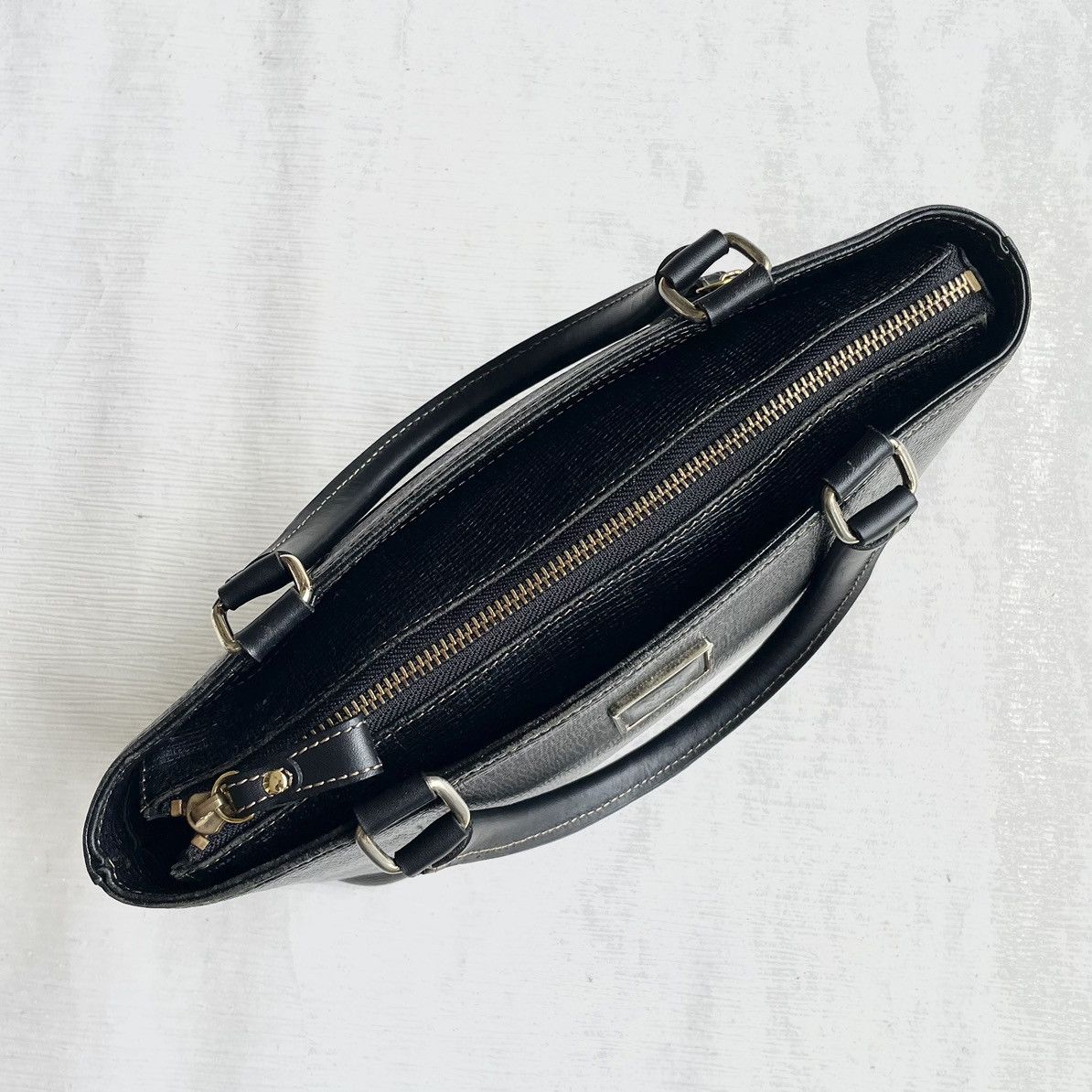 Leather × Nina Ricci Nina Ricci Black Leather Handbag Size ONE SIZE - 7 Thumbnail