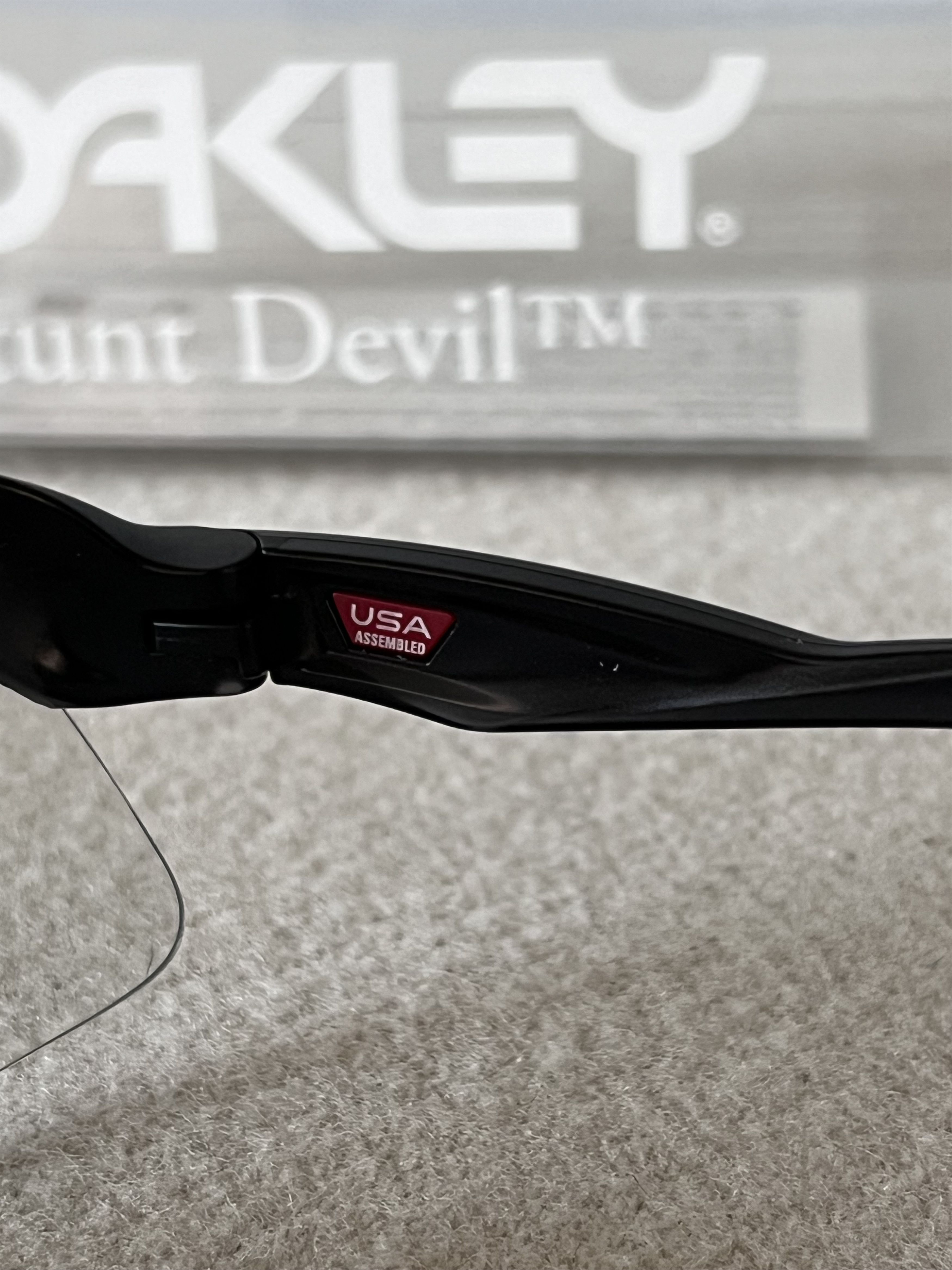 新品 satisfy oakley stunt devil running Oakley X Satisfy Stunt Devil Clear to Black Iridium Photochromic