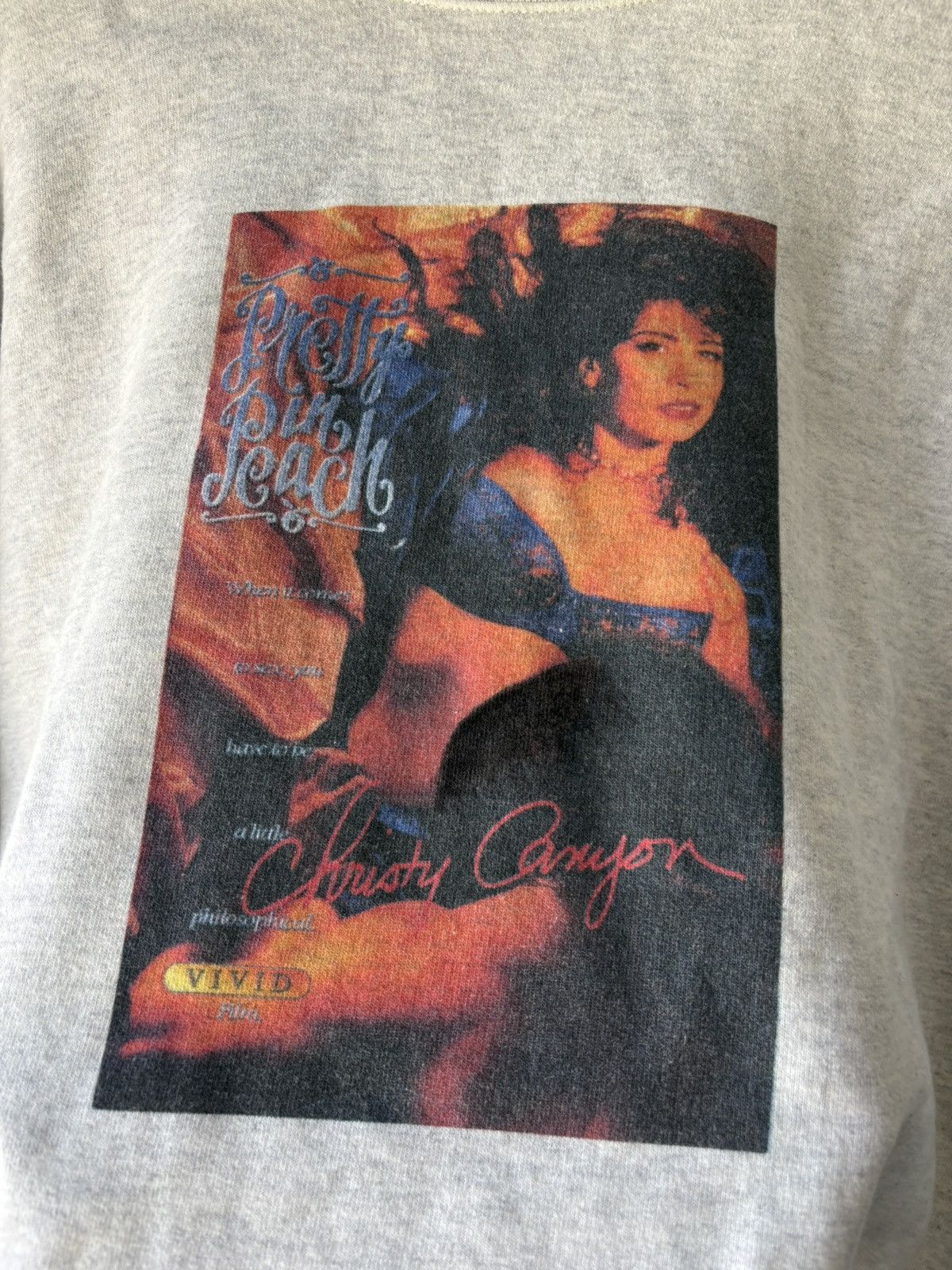 Vintage Vintage Porn Pretty In Peach Christy Canyon Crewneck Size US XXL / EU 58 / 5 - 2 Thumbnail