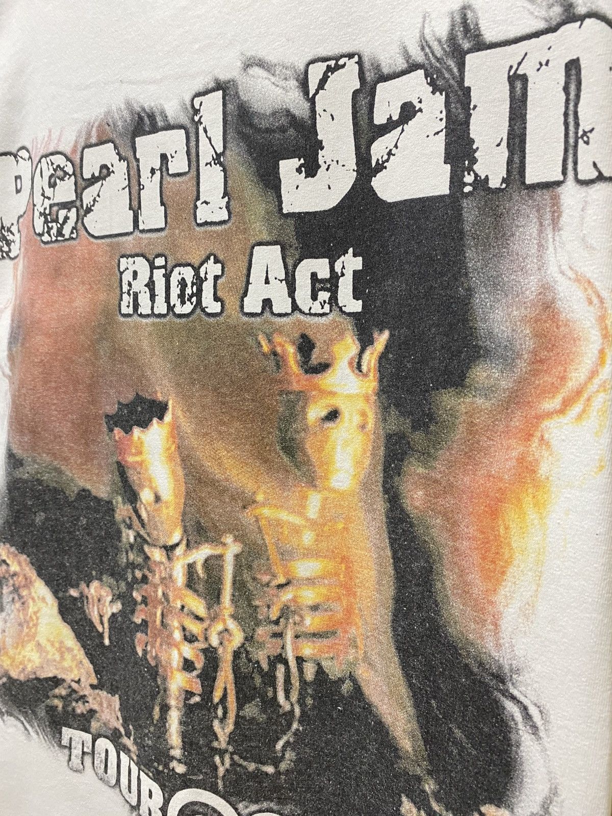 Band Tees Vintage Pearl Jam Riot Act Tour 2003 Tee🔥 Size US L / EU 52-54 / 3 - 3 Thumbnail
