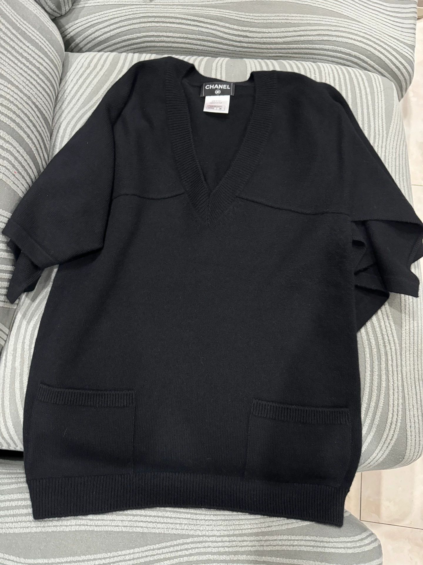 Chanel Chanel two - tone small cape back authentic jacket Size XS / US 0-2 / IT 36-38 - 1 Thumbnail
