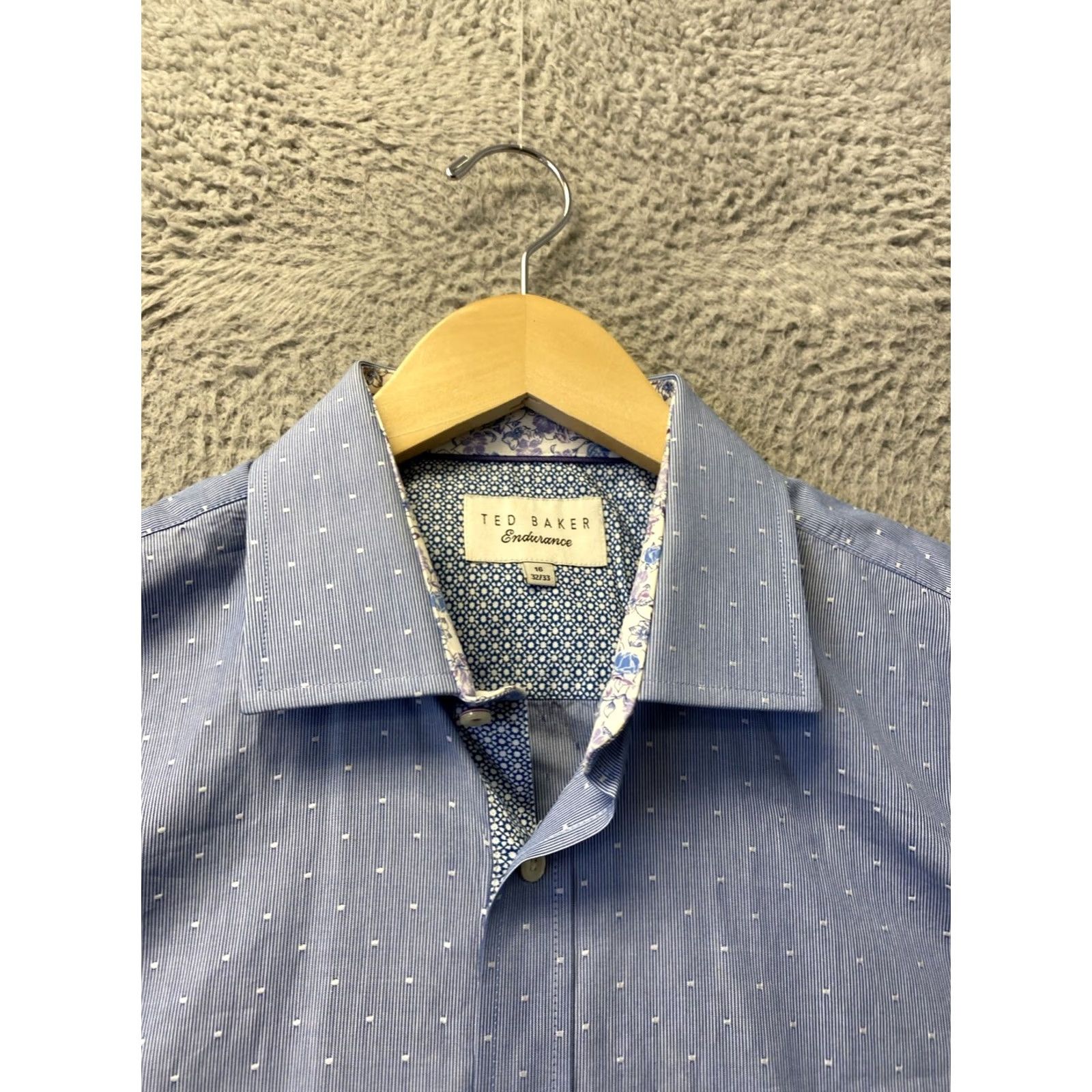 Ted Baker Ted Baker Button Shirt Men 16 32/33 Long Sleeve Dress Shirt Blue Size US L / EU 52-54 / 3 - 4 Thumbnail