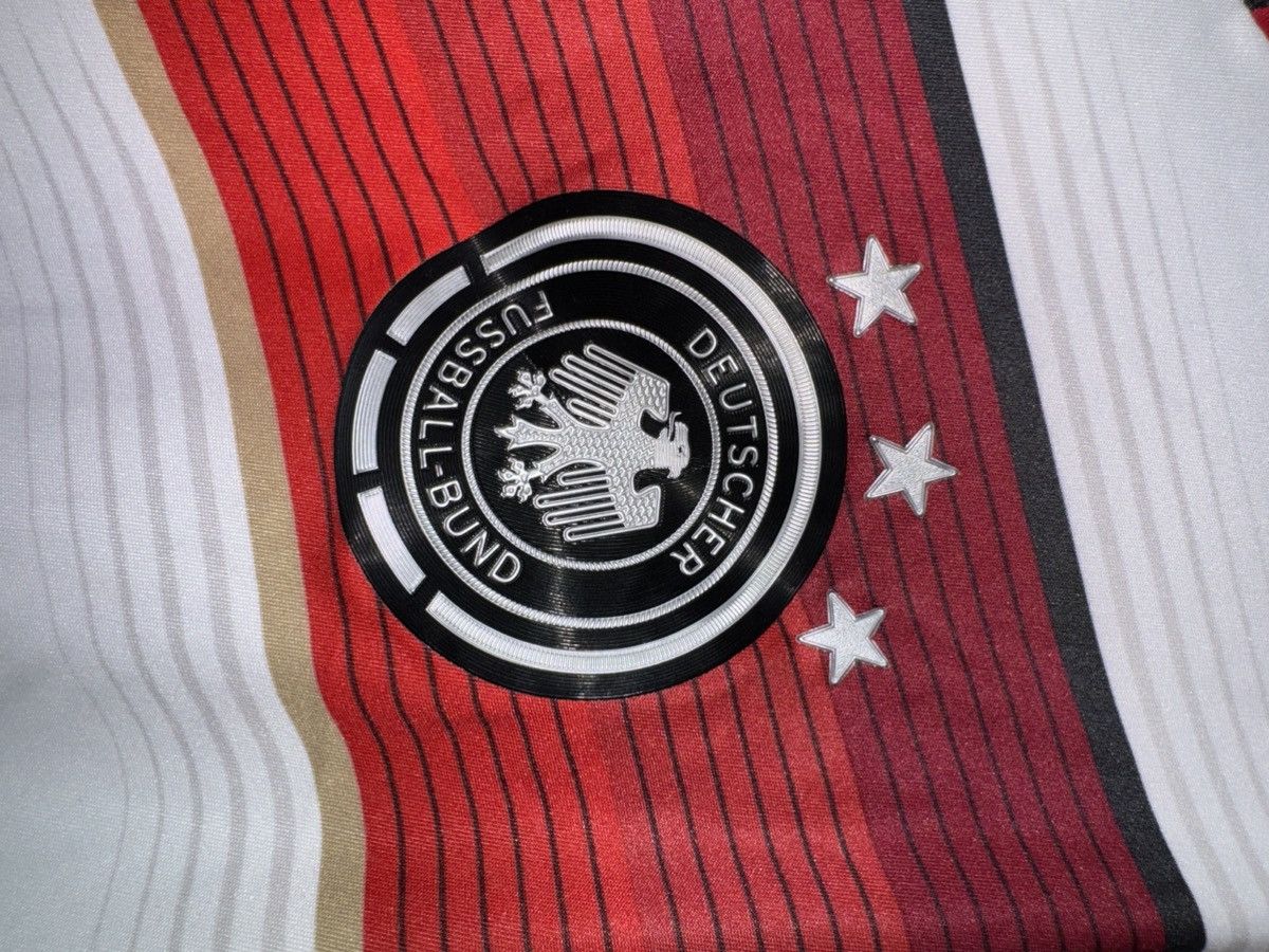Adidas × Vintage Adidas GERMANY 2014 2015 HOME SHIRT FOOTBALL SOCCER JERSEY Size US L / EU 52-54 / 3 - 2 Thumbnail