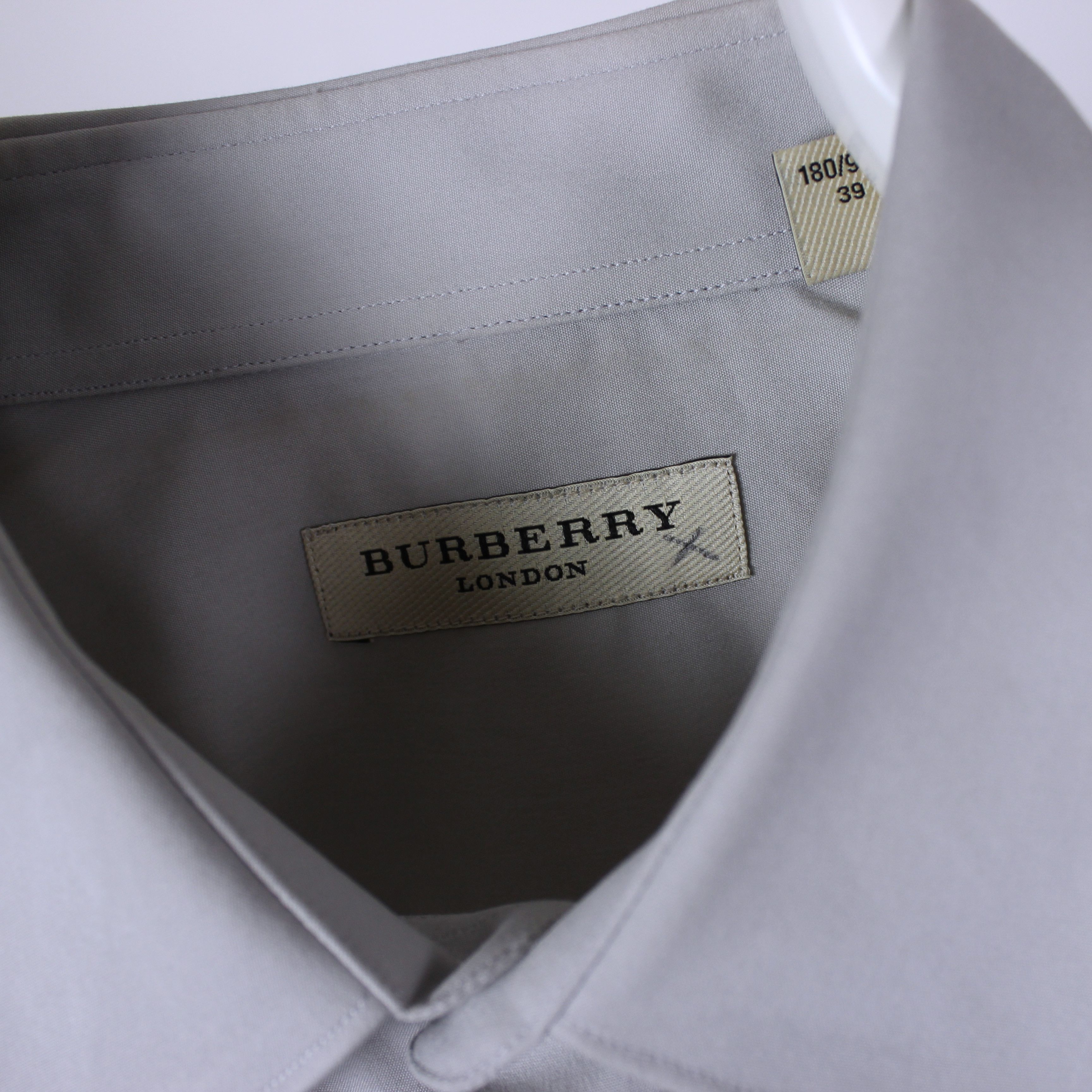 Burberry Burberry shirt buttons ups cotton 15 / 40 M Size US M / EU 48-50 / 2 - 5 Thumbnail